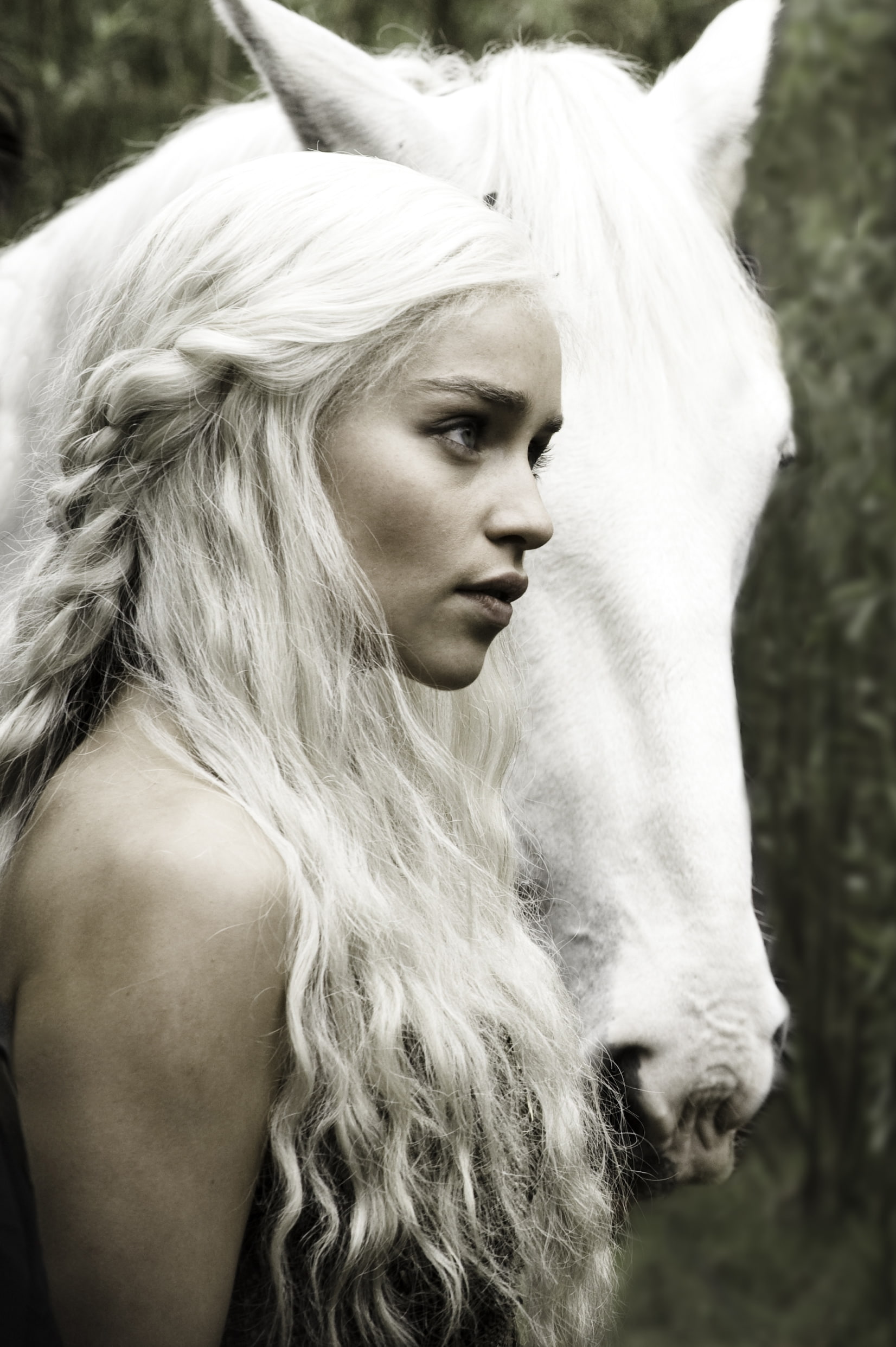 horses, tv, hd, 1080P, emilia, art, thrones, house, x, daenerys, clarke, game, animals, women, series, targaryen, Phone HD Wallpaper