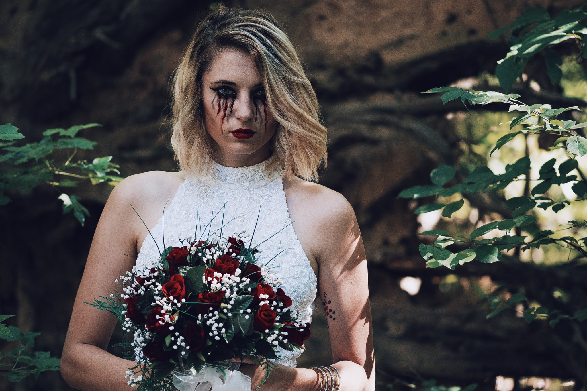 lifestyles, bloody tears, young women, real people, plant, flower, 1080P, one person, beautiful woman, outdoors, nature, brides, hair, hairstyle, model, HD Wallpaper