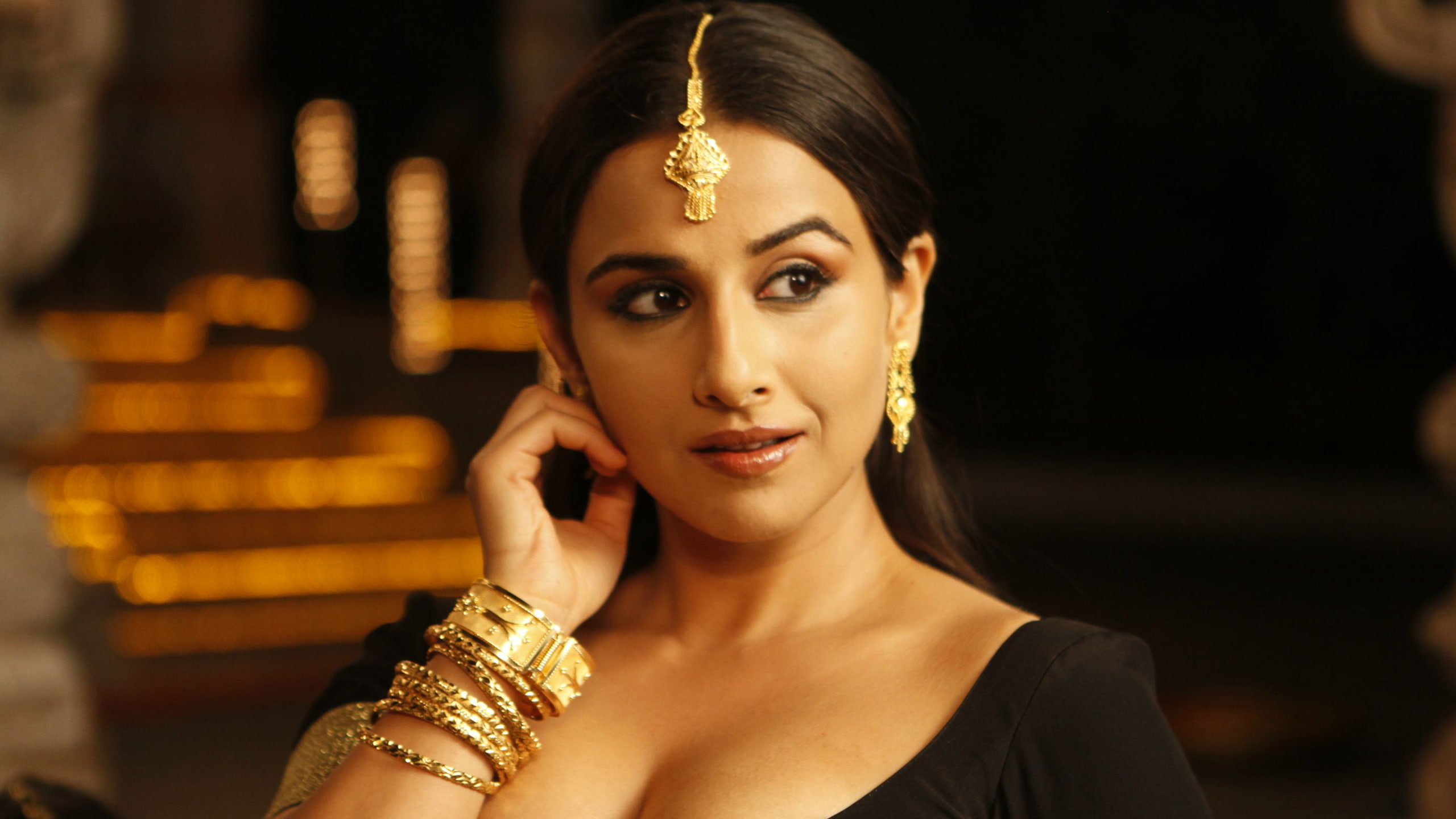 vidya, actress, indian, balan, bollywood, 2K, saree, HD Wallpaper