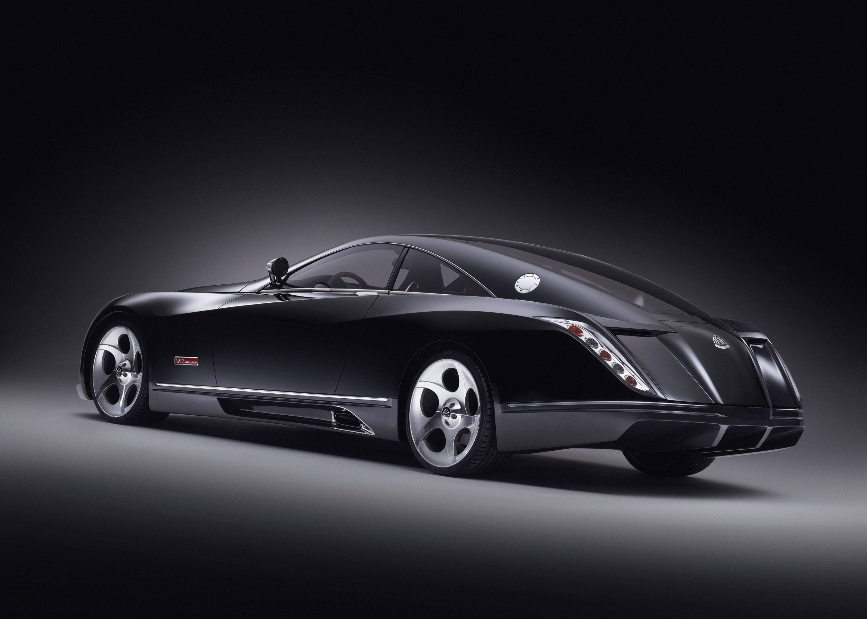 chrome, luxury, silver - metal, gray, three-dimensional Shape, indoors, wealth, transportation, elegance, birdman, illustration, shiny, concept Car, no People, HD Wallpaper