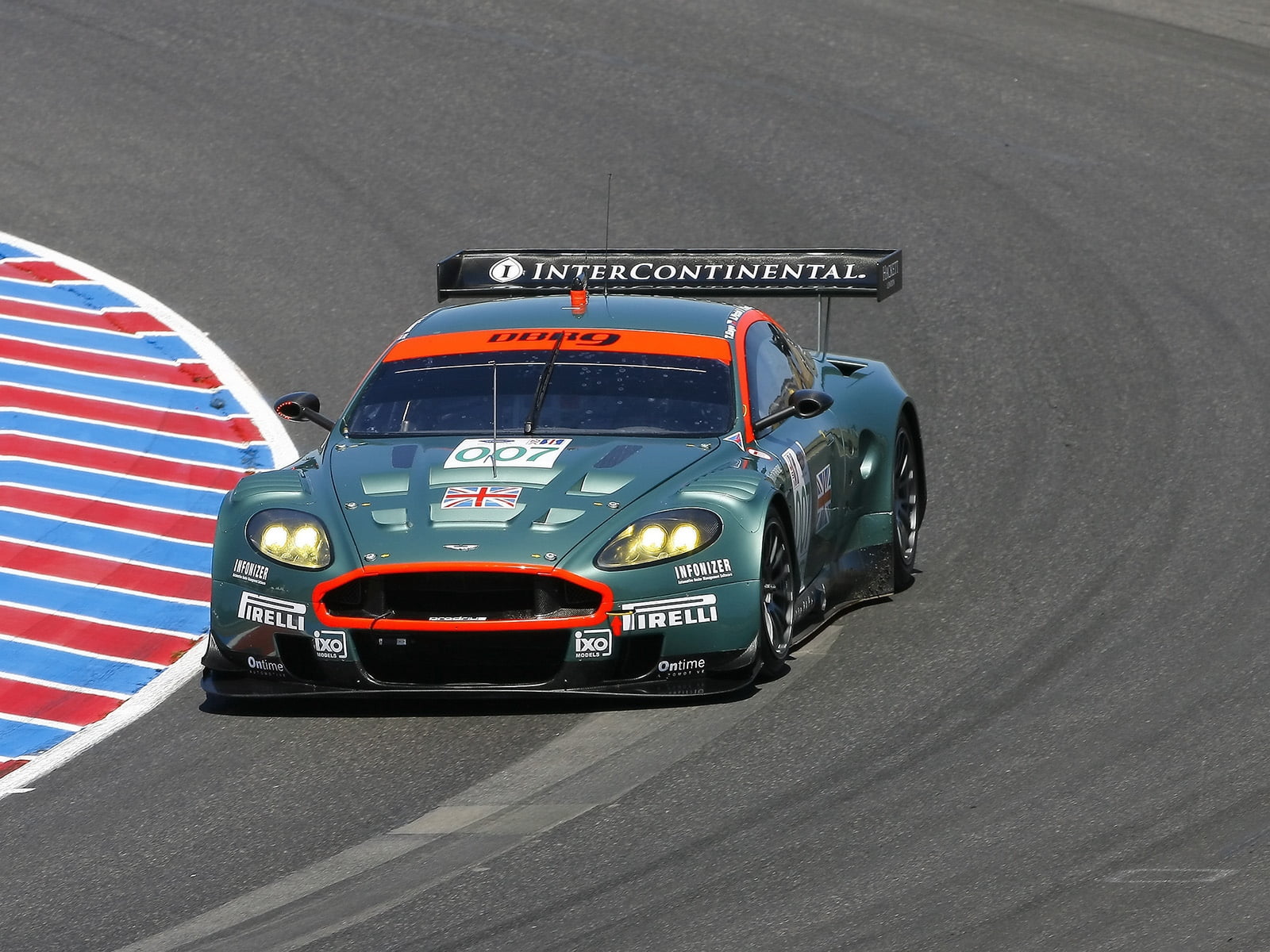 auto Racing, asphalt, front view, 2005, sports Venue, green, red, racecar, land Vehicle, competition, competitive Sport, sports, barcelona - Spain, sign, HD Wallpaper