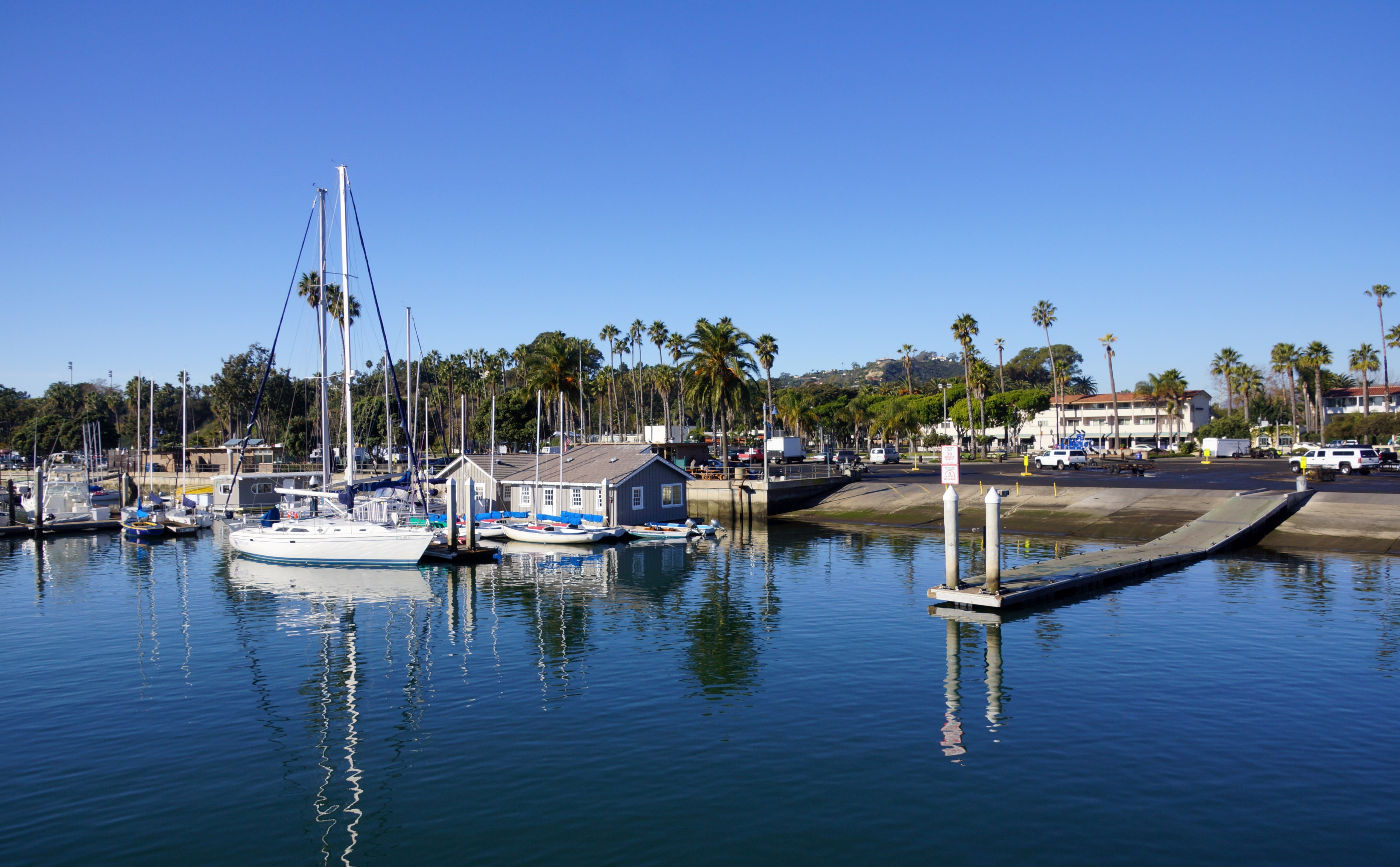 stockphoto, sailboat, nautical vessel, marina, United States, Creative, beauty in nature, nature, plant, mast, water, unitedstates, harbor, December, transportation, HD Wallpaper