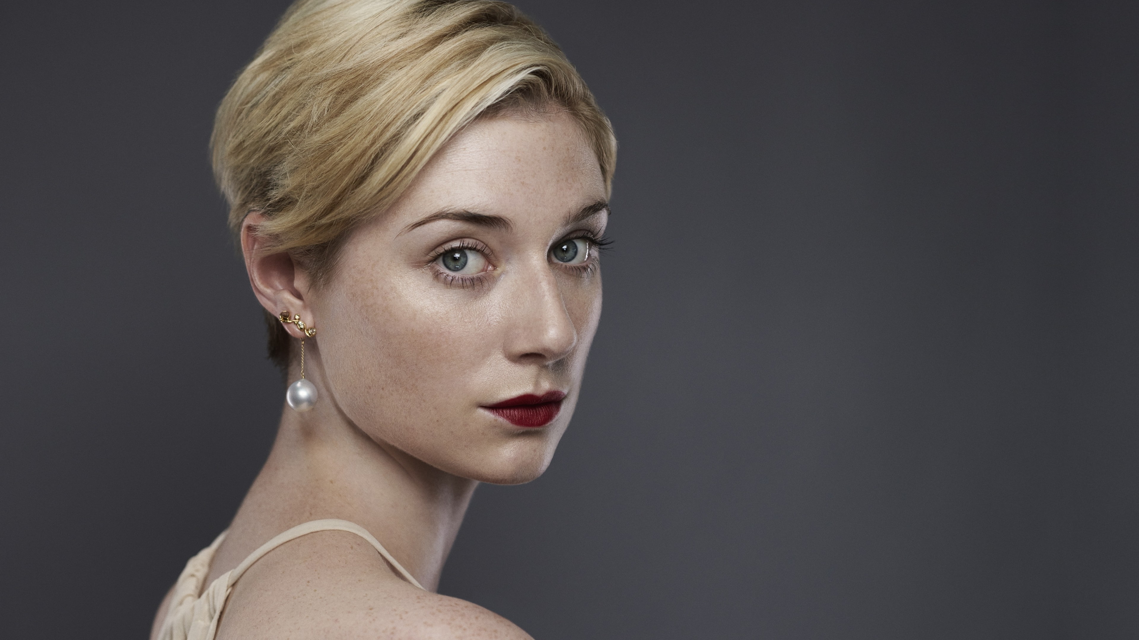 beige, woman, 4K, wearing, Elizabeth Debicki, The Night Manager, top, Best TV Series of 2016, HD Wallpaper