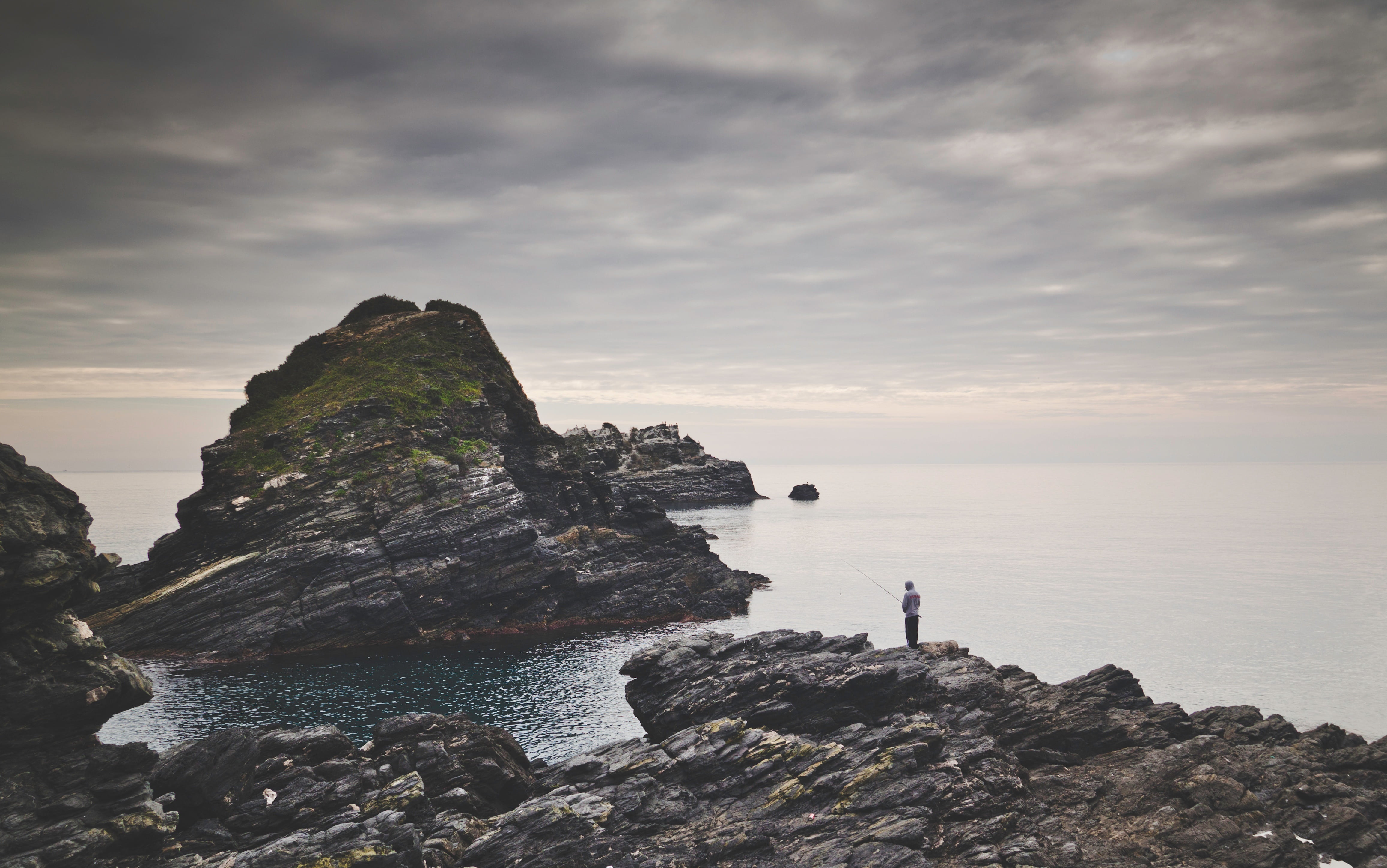 coastal, quiet, sea, natural, tranquility, scenics, lures, waves, fish, real people, person, angling, lifestyles, men, sky, seas, oceans, rock - object, HD Wallpaper