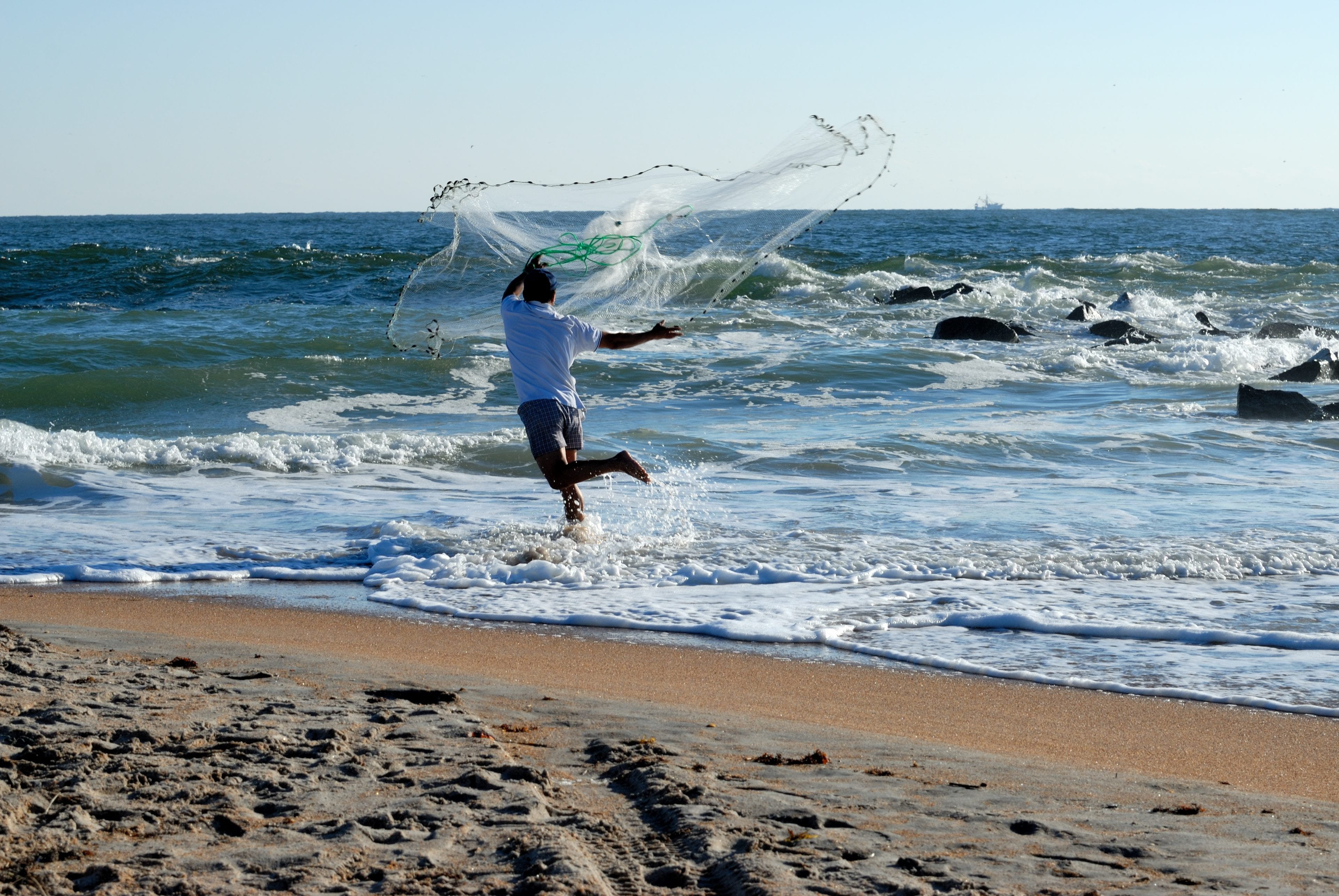 sky, hobby, catch, water, land, outdoor, sea, beauty in nature, day, motion, leisure activity, activity, bait, casting, relaxation, fisherman, landscape, HD Wallpaper