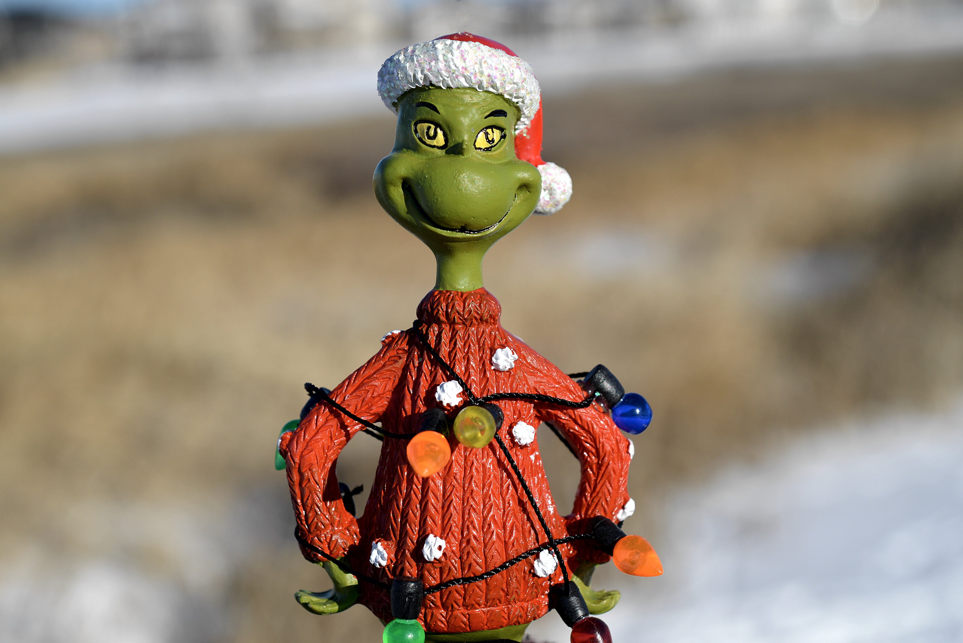 close-up, 4K, art and craft, grinch, human representation, decoration, ornament, xmas, craft, shallow, religion, green color, creativity, green, outdoors, HD Wallpaper