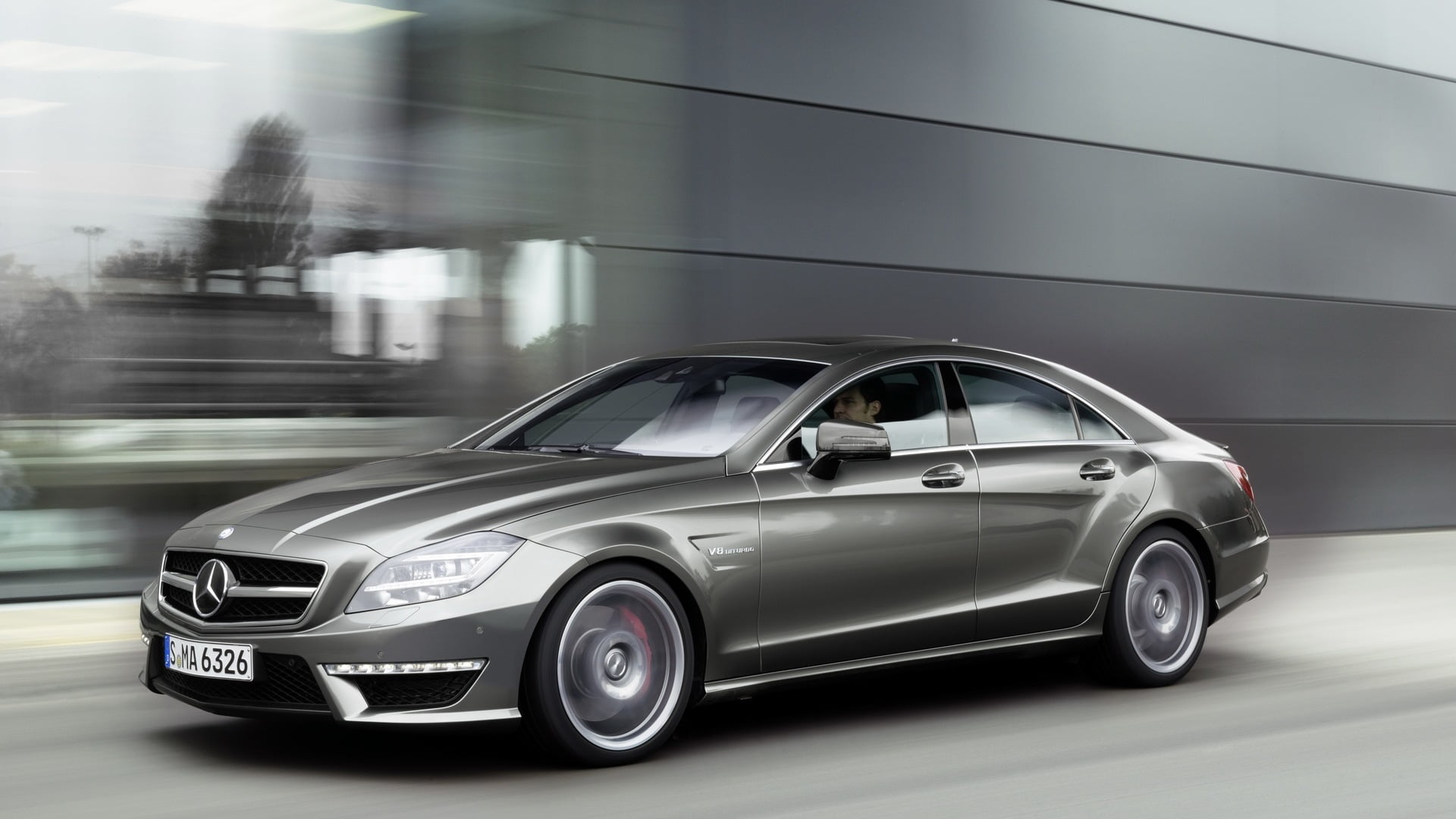 silver cars, benz, transportation, mode of transportation, chrome, sedan, grey, mercedes, wheel, motor vehicle, shiny, architecture, blurred motion, speed, HD Wallpaper