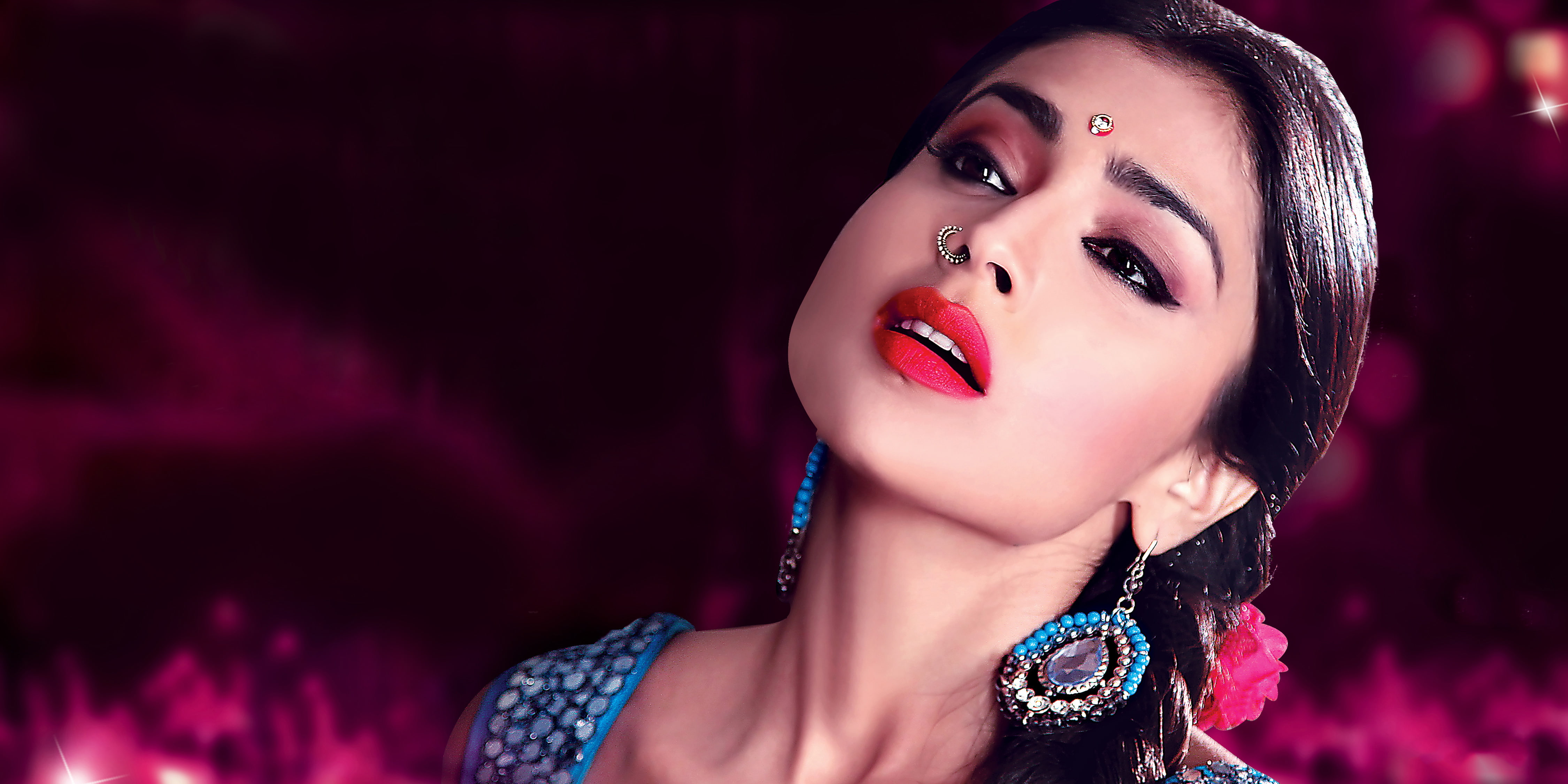 young adult, beautiful woman, nightlife, women, young women, mouth open, fashion, beautiful people, Heroine, 4K, adult, necklace, jewelry, Shriya Saran, HD Wallpaper
