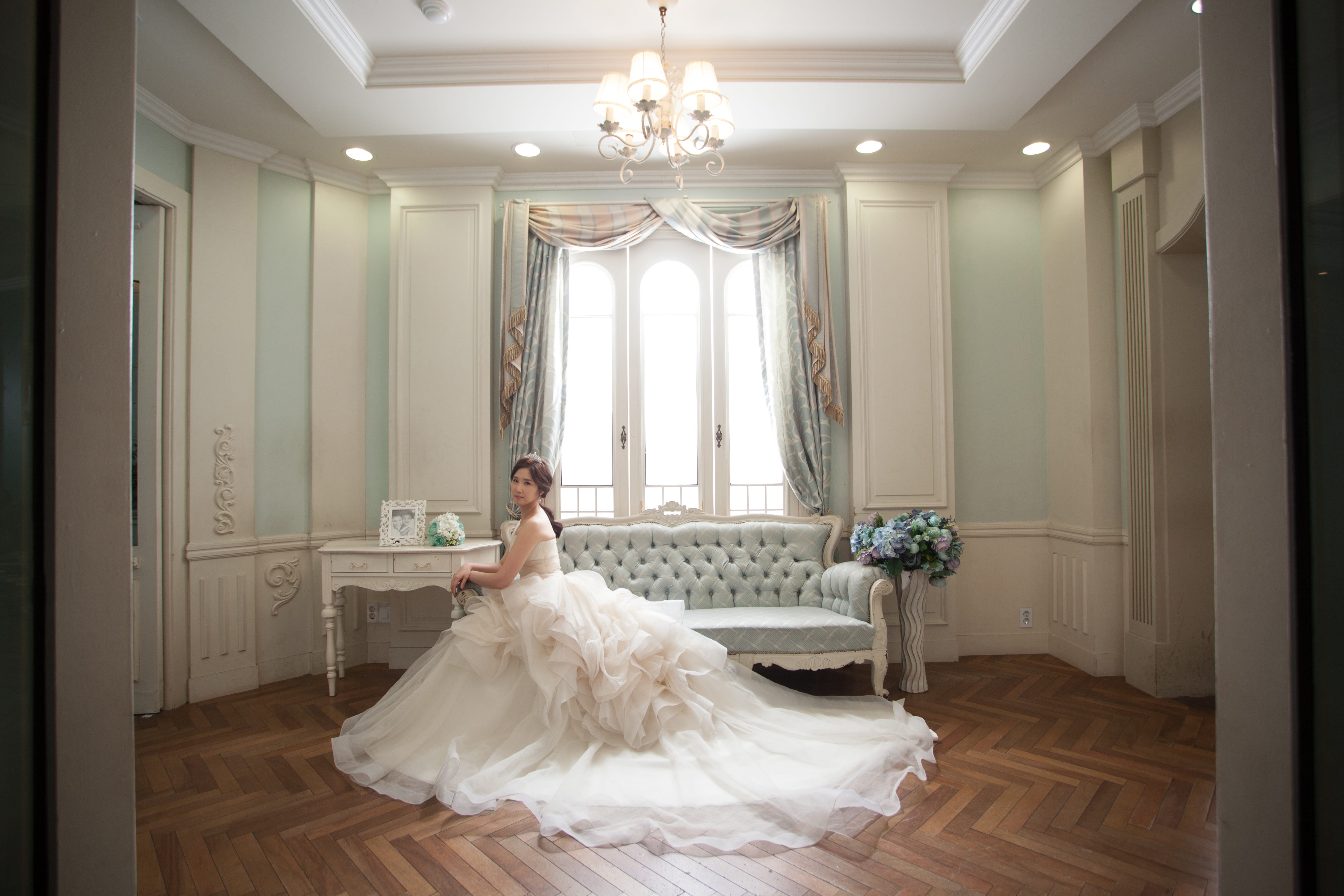 window, wedding dress, beauty, fashion, near, event, indoors, beautiful woman, sitting, sofa, marriage, wearing, adult, 5K, architecture, white color, HD Wallpaper