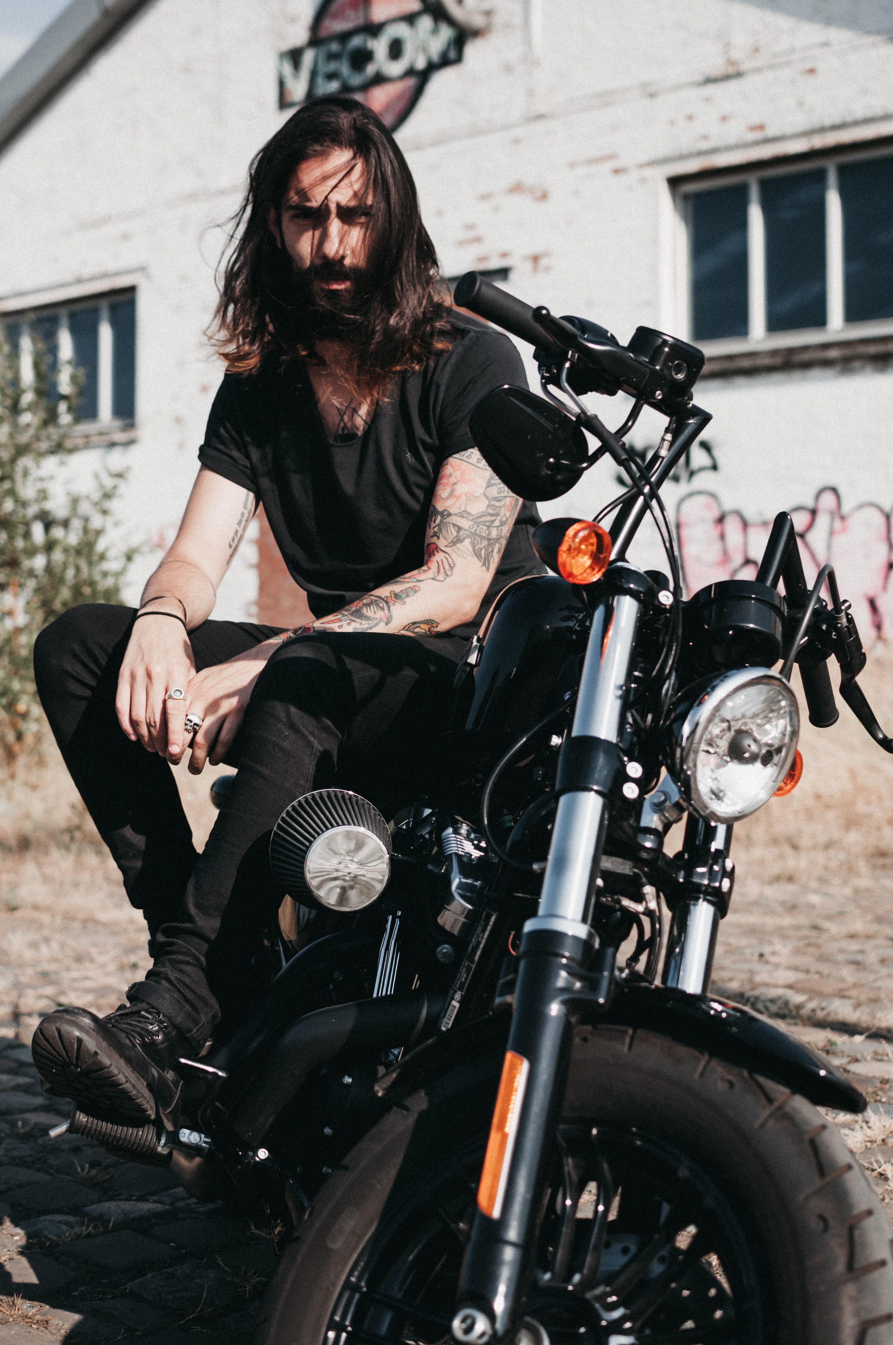 females, cruiser, hairstyle, urban Scene, sitting, harleydavidson, motorbike, looking, portrait, urban, biker, 4K, outdoors, smiling, long hair, transportation, Phone HD Wallpaper