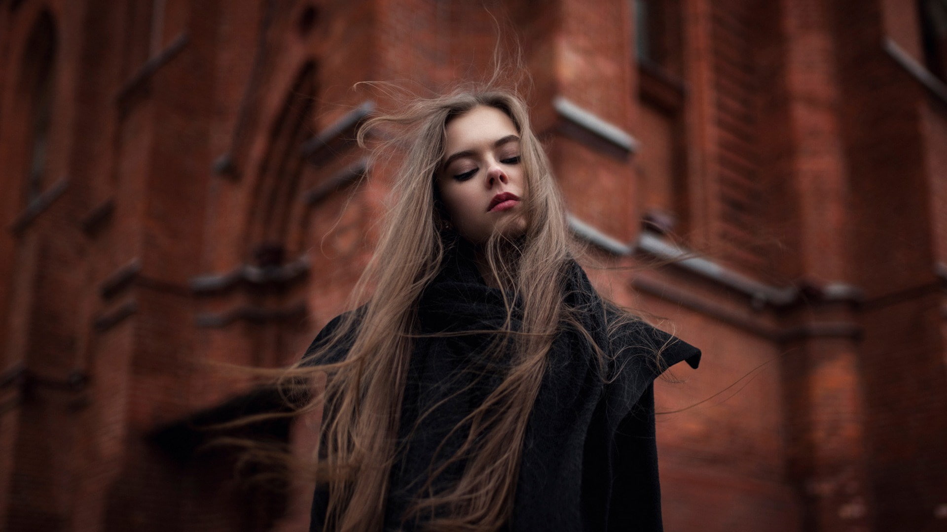 headshot, hot girl  1920x1080, hairstyle, fashion, architecture, contemplation, beautiful people, adult, standing, hair, beauty, long hair, blond hair, HD Wallpaper