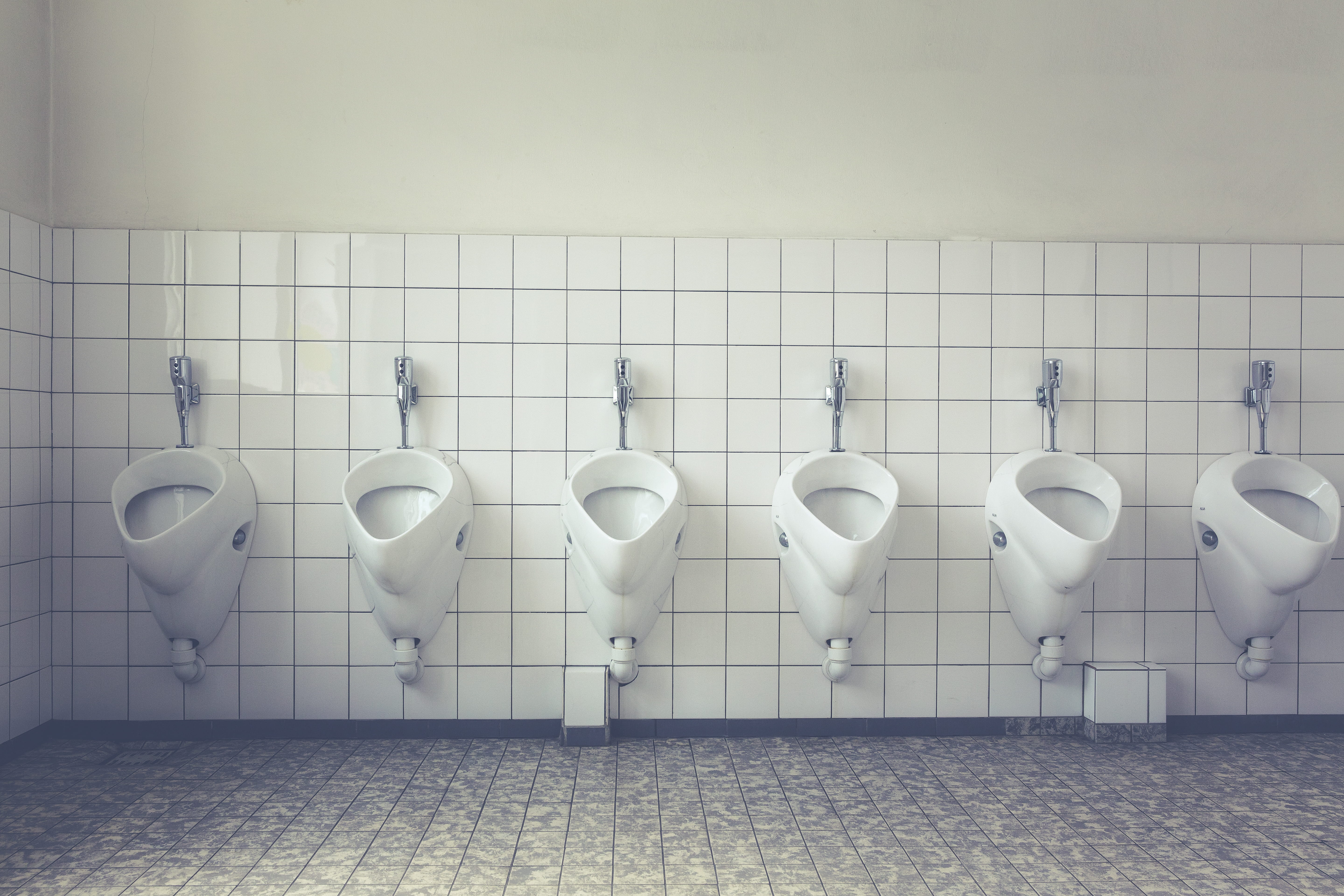 white, convenience, urinal, wall - building feature, toilet, rest room, ceramic, white color, water closet, tiled floor, repetition, side by side, flooring, HD Wallpaper