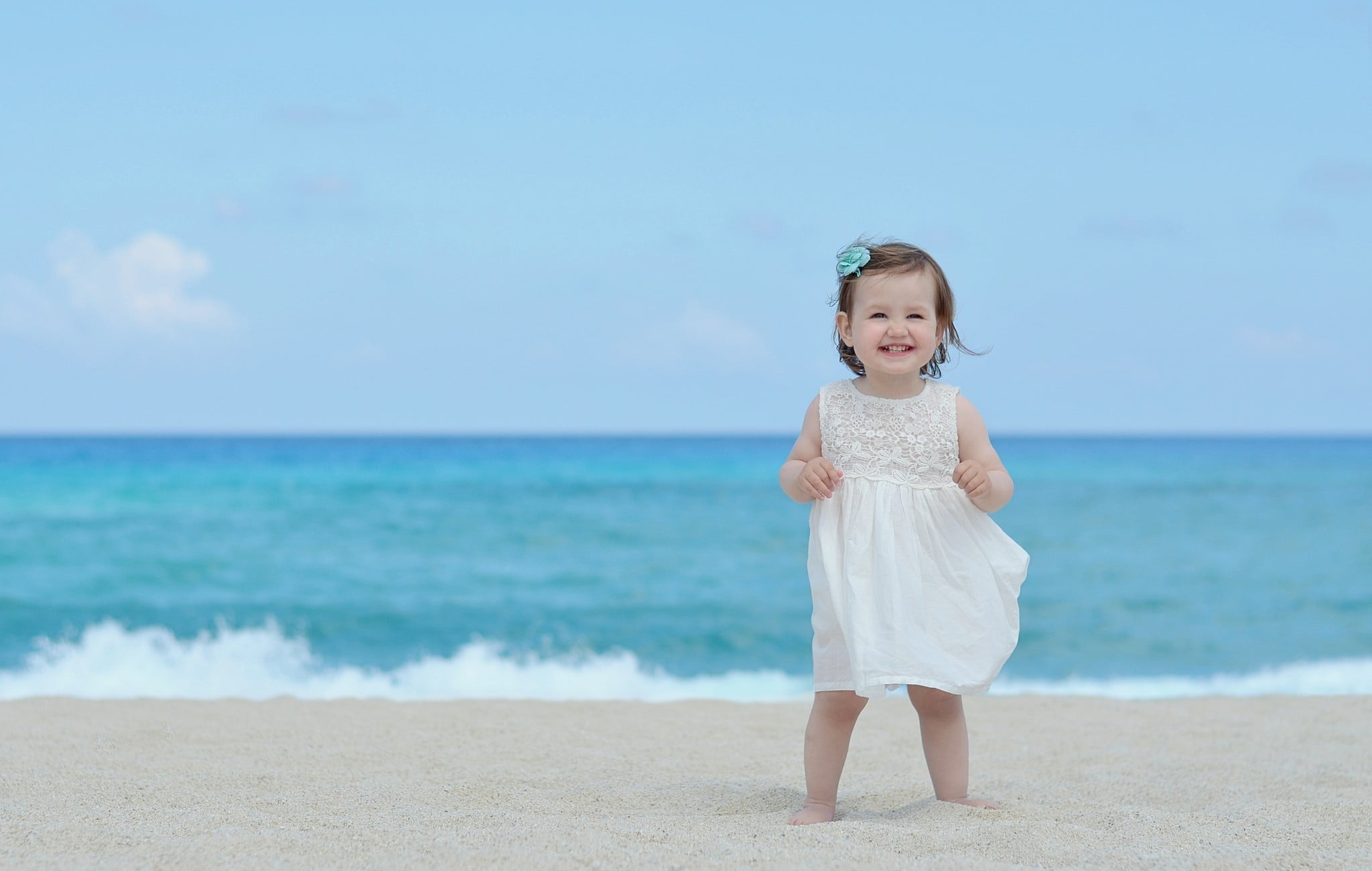 dress, girls, enjoyment, family, fullscreen, sand, smiling, leisure activity, background, full screen, summer, caucasian Ethnicity, wave, full length, joy, HD Wallpaper