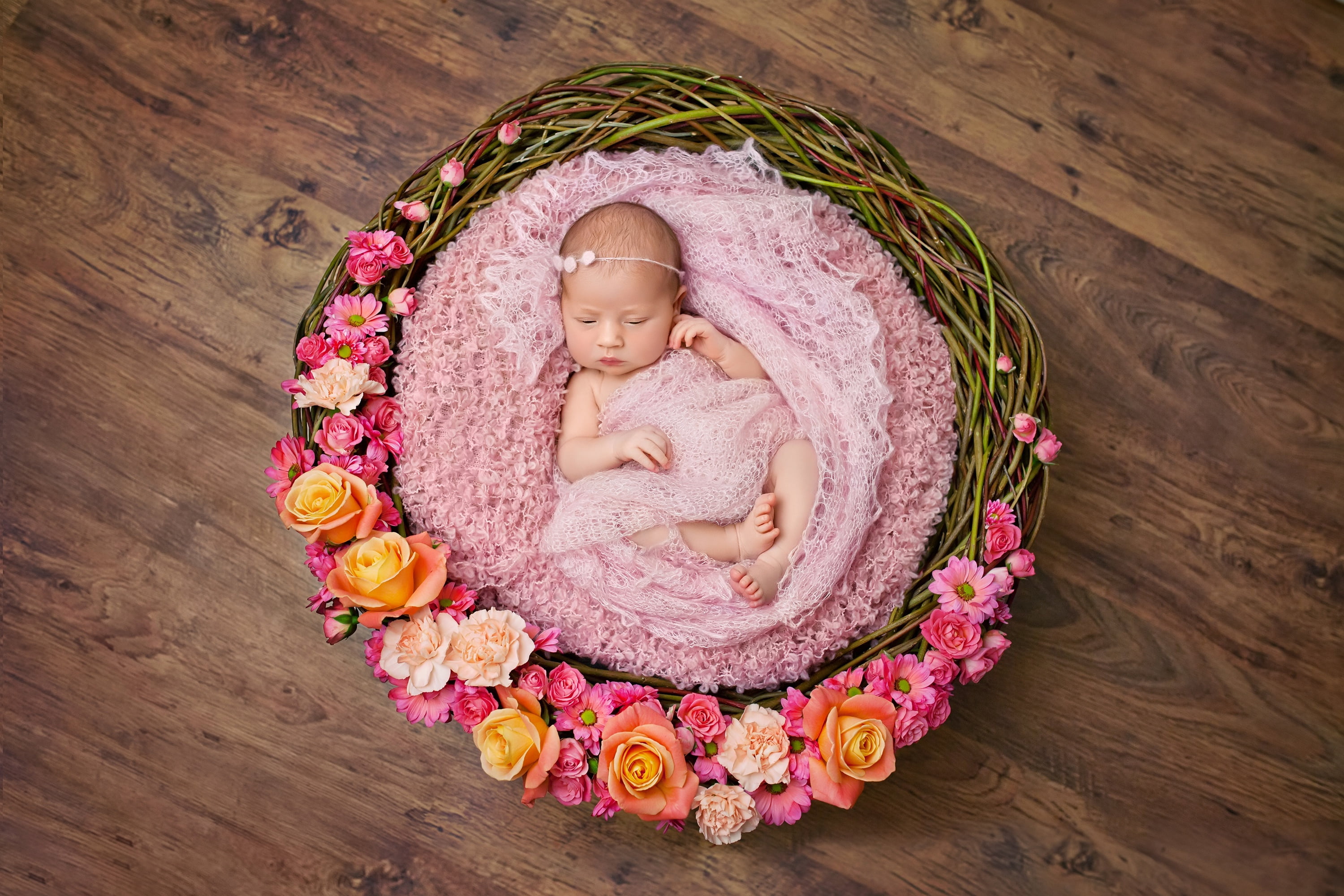 wicker, baby, flowers, 2K, infants, basket, HD Wallpaper