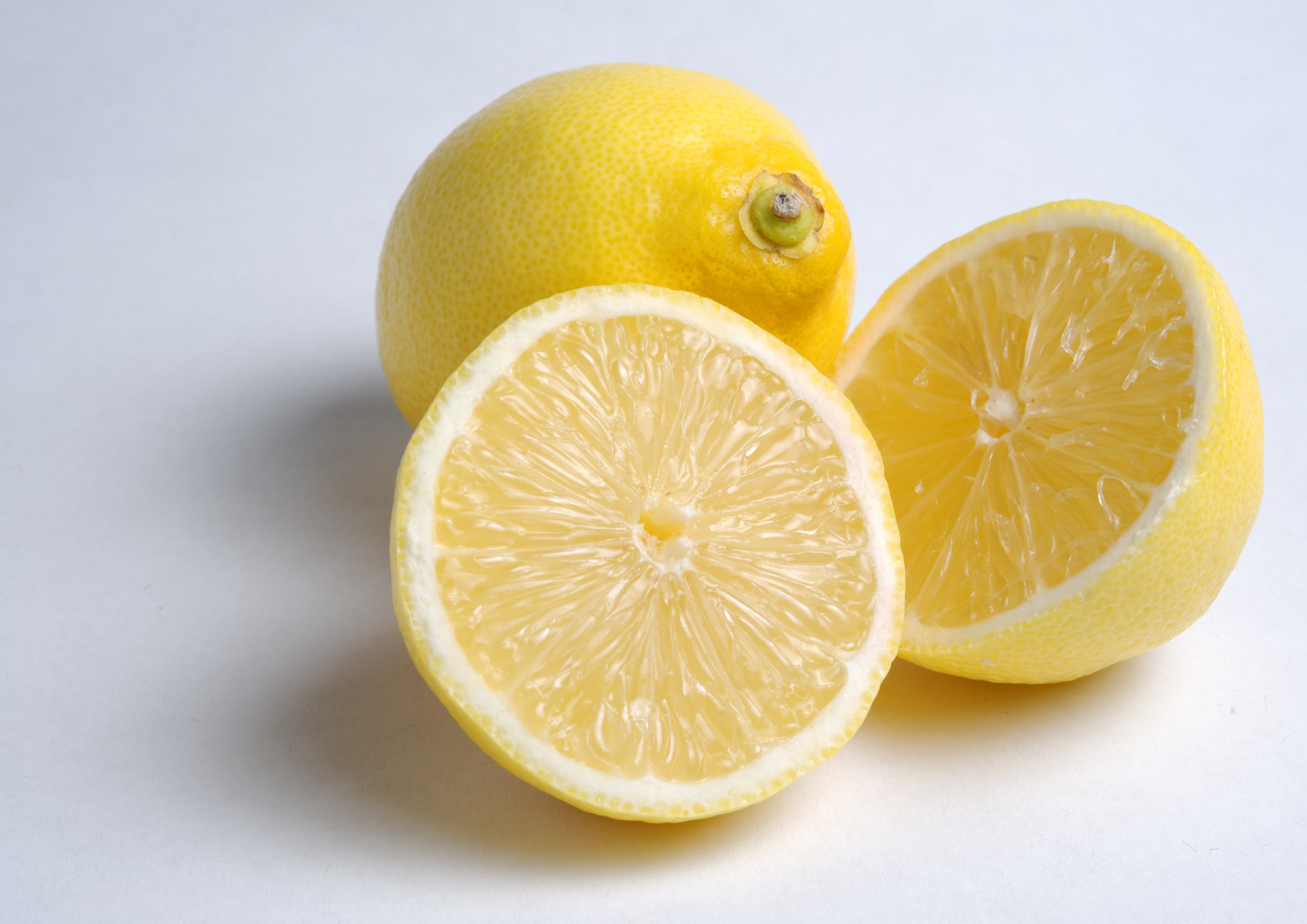 close-up, healthy Eating, 2K, lemon, slice, freshness, ripe, test, cut, citrus Fruit, softbox, food, Homemade, organic, yellow, fruit, HD Wallpaper