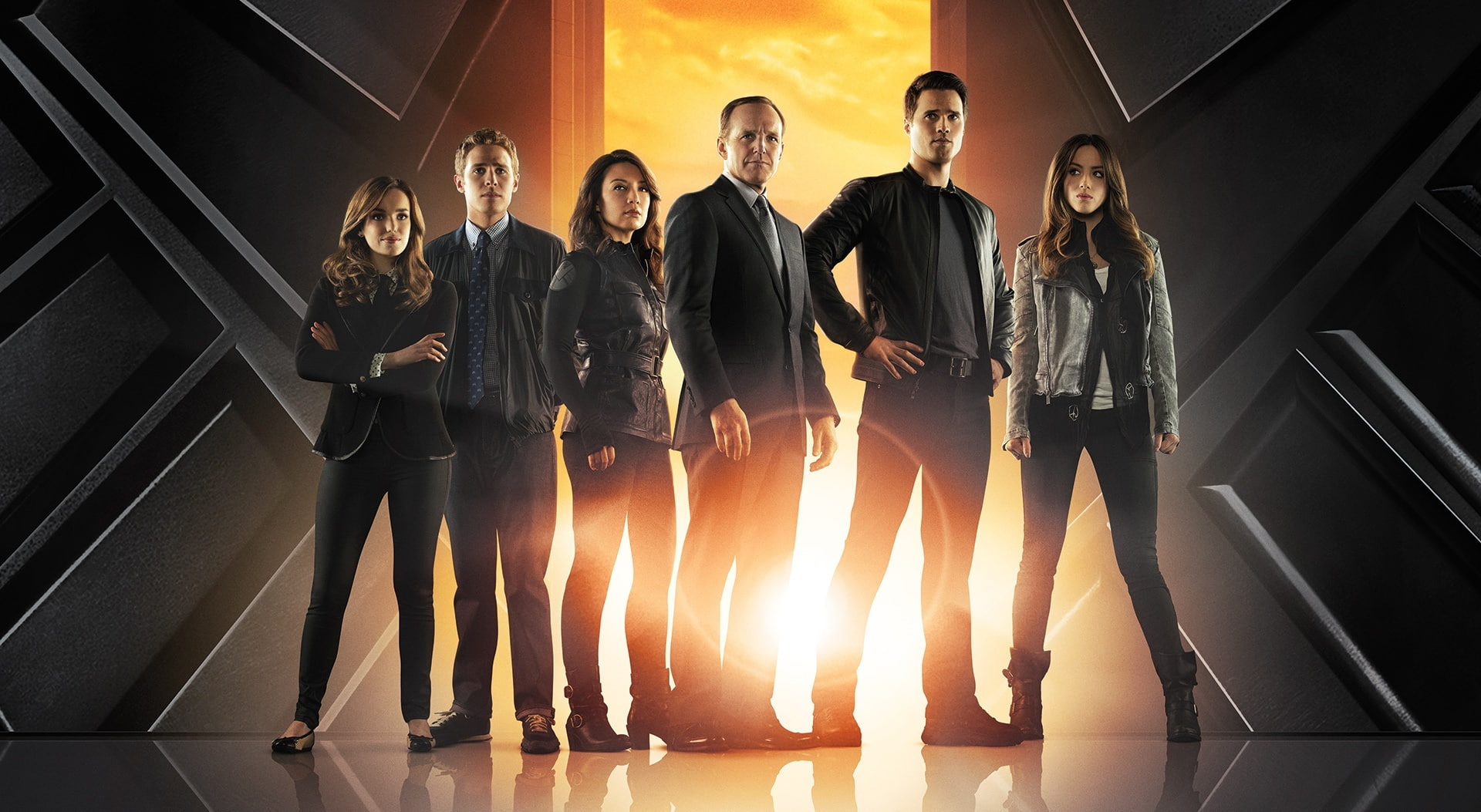 communication, jacket, Movie, 1080P, spy agency, standing, tv show, low angle view, Phil Coulson, agents, s, Jemma Simmons, actors, indoors, young women, HD Wallpaper