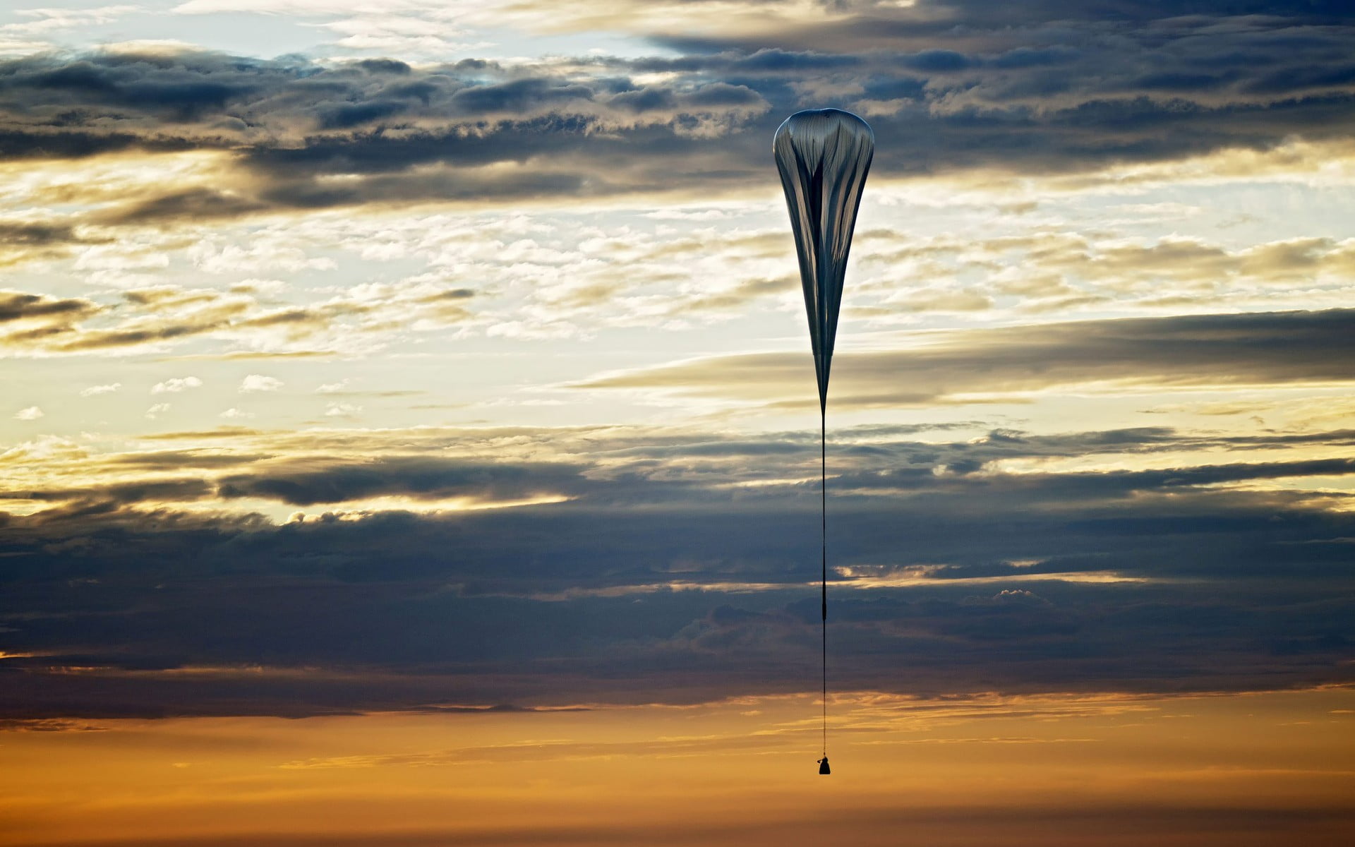 blue, tranquil scene, outdoors, parachute, atmosphere, nature, cloud - sky, flag, clouds, sport, low angle view, 1080P, sunset, flying, helium balloon, HD Wallpaper