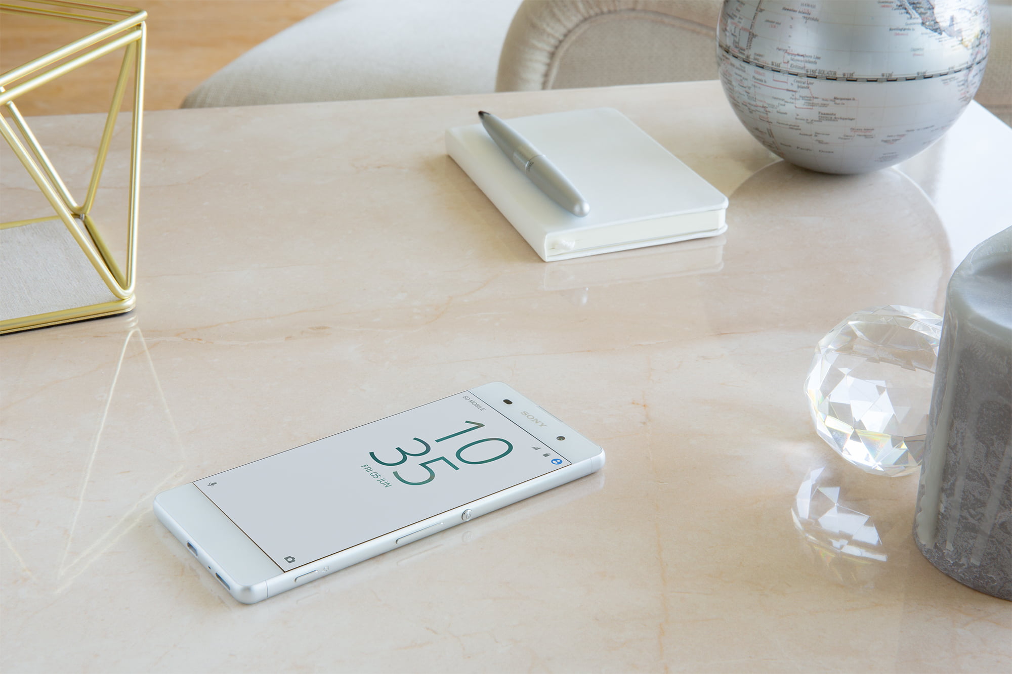 indoors, white, xperia, equipment, no People, mobile phone, sony, food and drink, 1080P, still life, connection, flooring, communication, simplicity, touch screen, HD Wallpaper