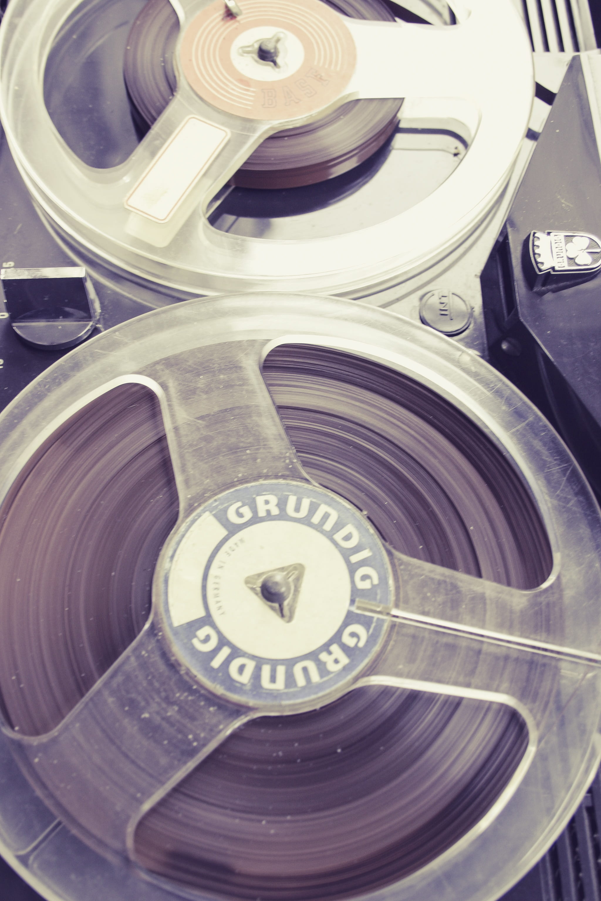 shape, 2K, tape, analog, tire, vintage, technology, indoors, high angle view, retro, recordings, no people, communication, wheel, stereo, machinery, metal, Phone HD Wallpaper