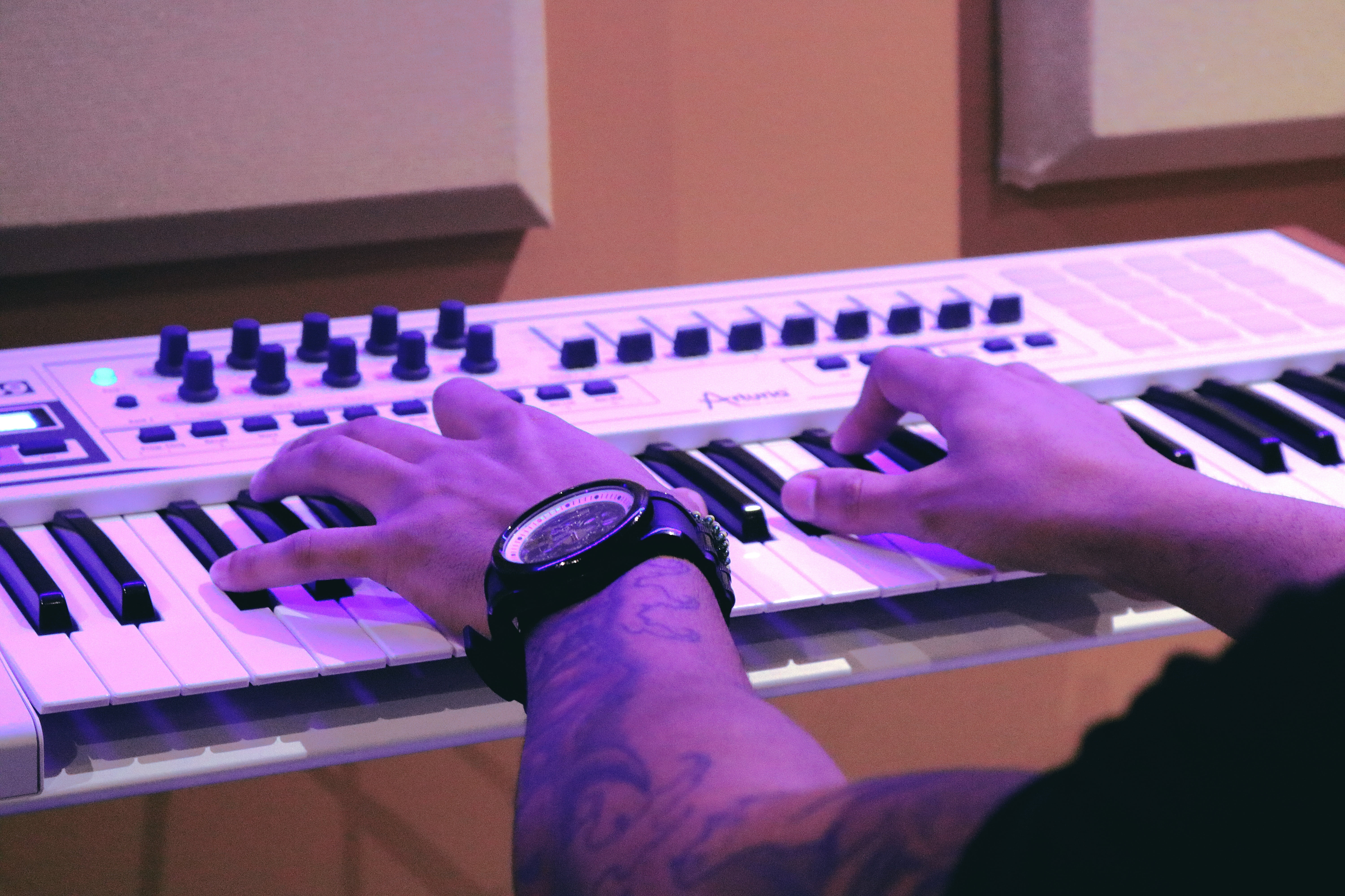 skill, hand, learning, playing, control, musical, person, instrument, technology, 5K, human finger, pianist, working, practice, production, engineer, holding, HD Wallpaper