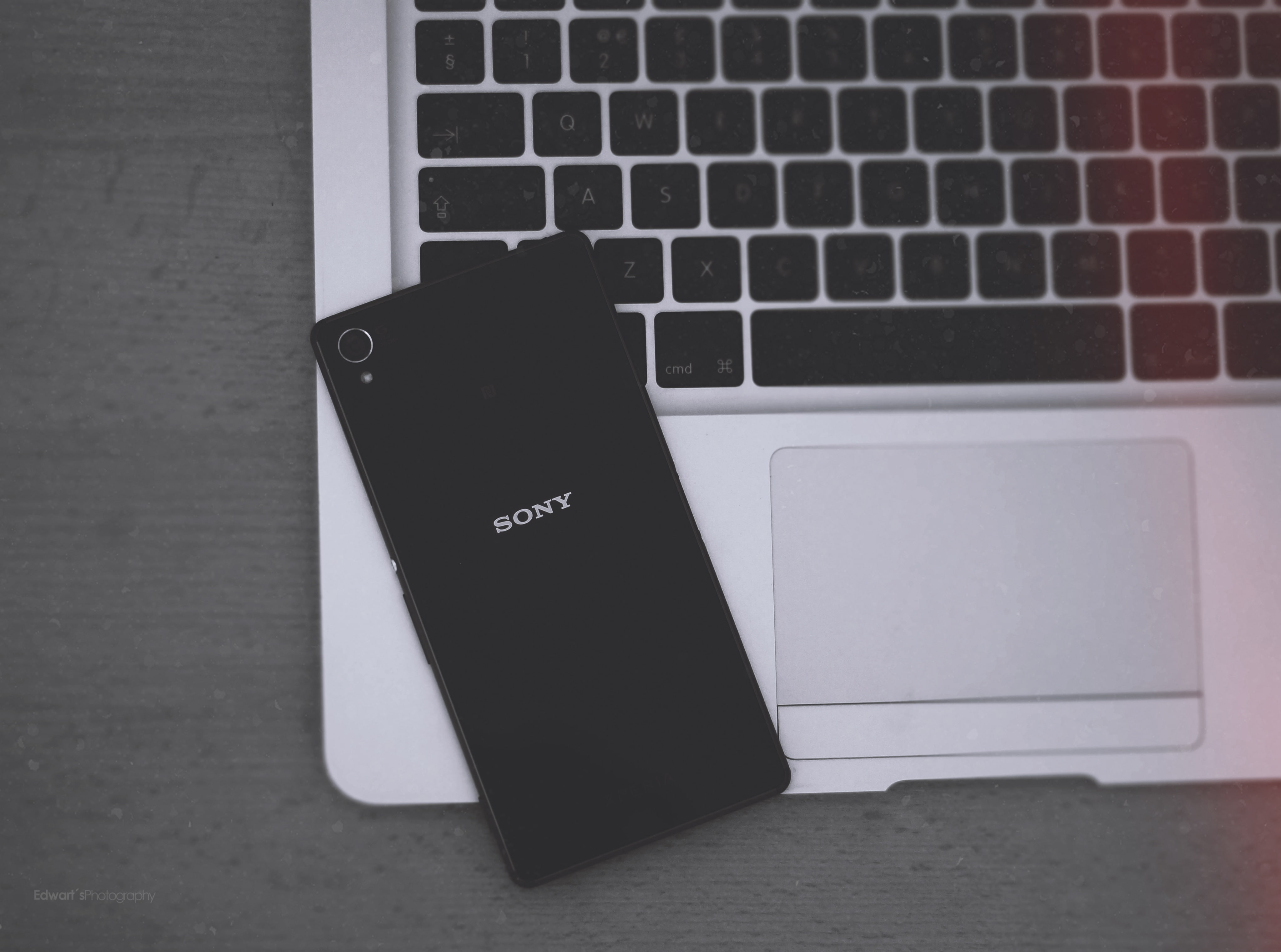 computer, close-up, laptop, android, portable information device, computer keyboard, smartphone, alphabet, apple, no people, sony, 4K, indoors, still life, HD Wallpaper