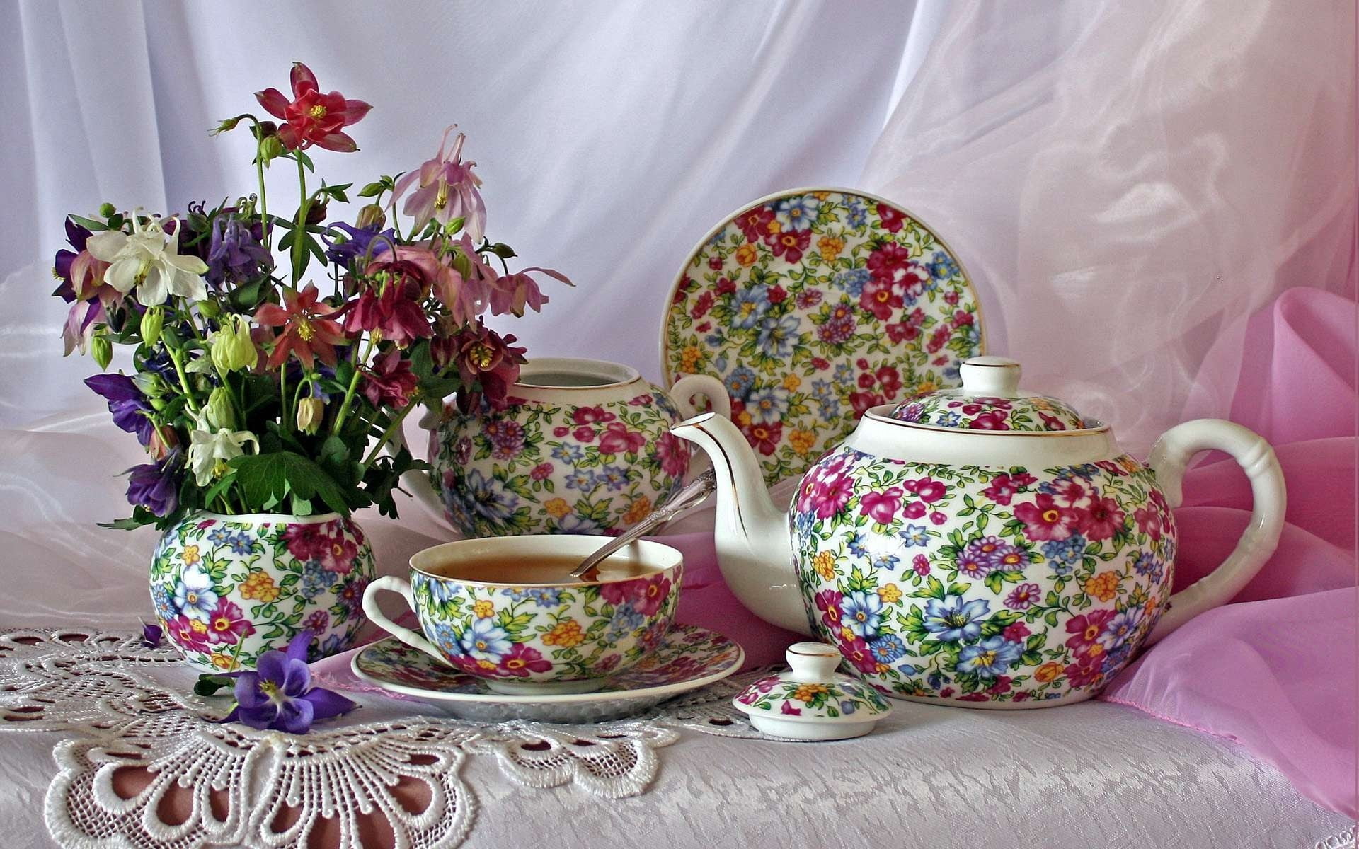 still life, 1080P, multicolored, tea - Hot Drink, food and drink, close-up, ceramics, heat - Temperature, saucer, cultures, indoors, floral pattern, freshness, HD Wallpaper