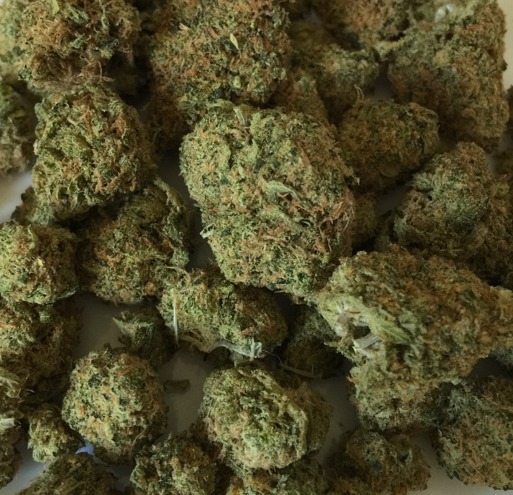 smoke, herb, high angle view, medical cannabis, cannabis plant, marijuana, grass, cannabis, freshness, drug, full frame, close-up, still life, hemp, wellbeing, HD Wallpaper
