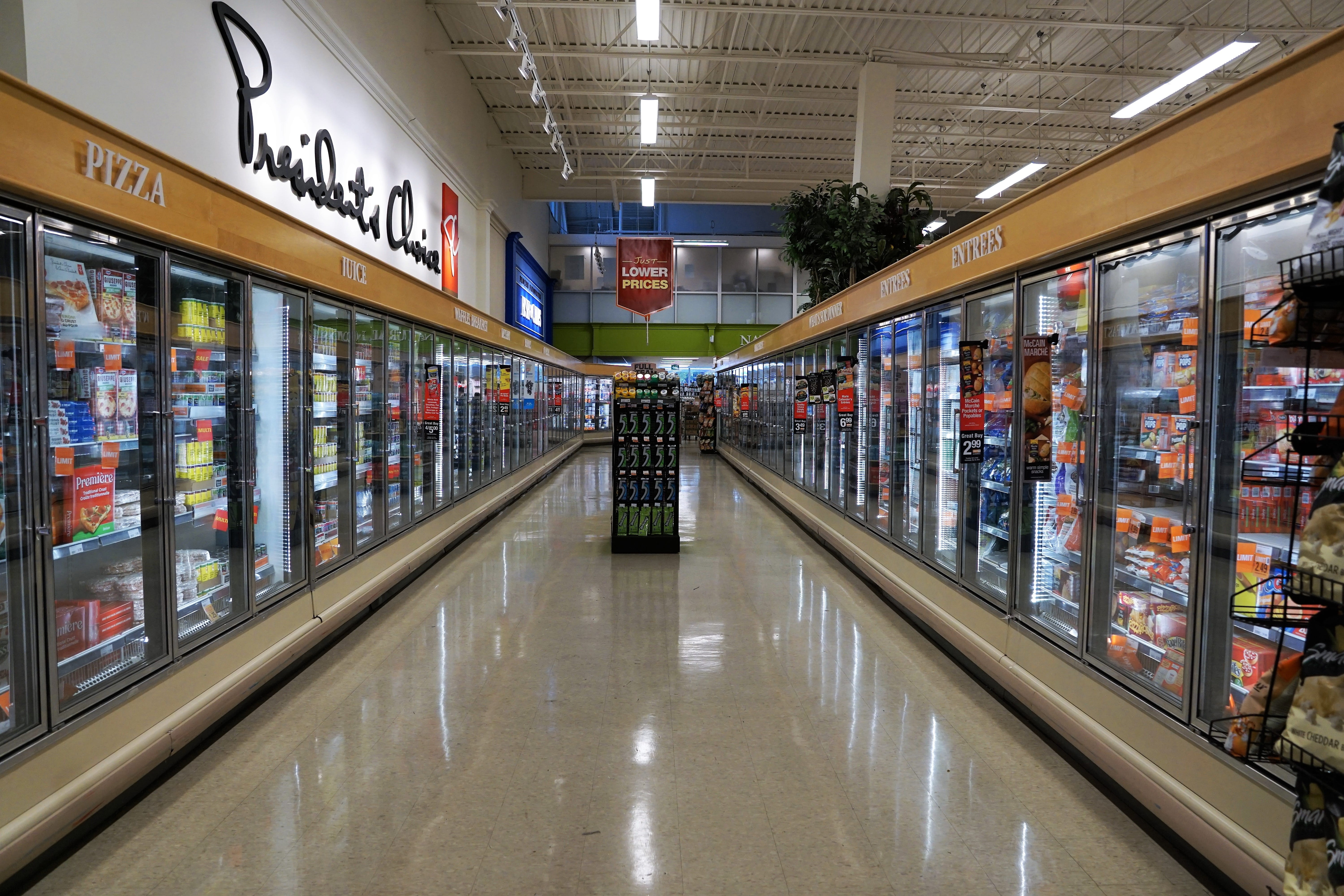 absence, Colorful, aisle, food, variation, large group of objects, retail, food and drink, Eat, store, ceiling, Food, market, Shopping, choice, abundance, HD Wallpaper