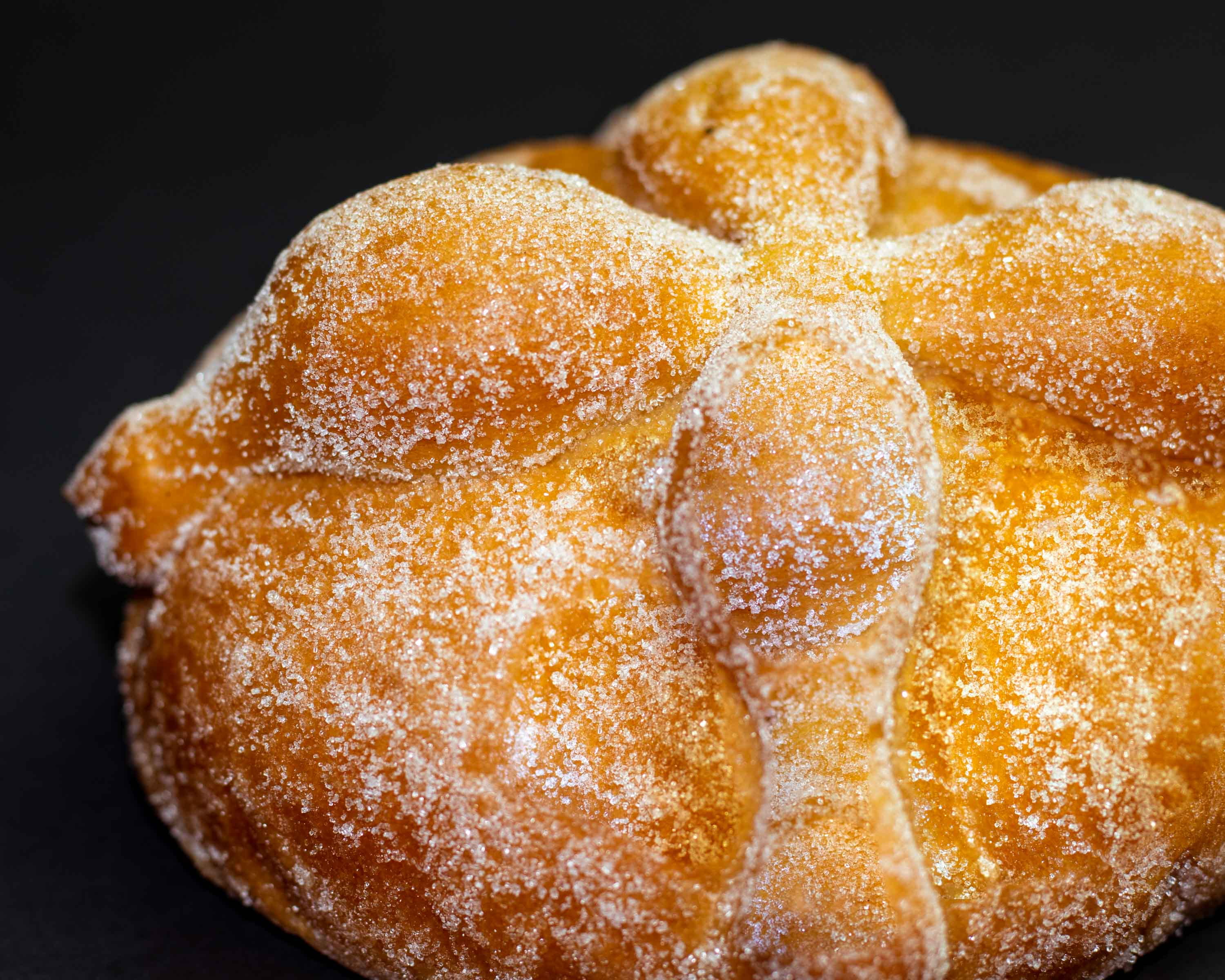 sweet, food, close-up, fried chicken, no people, sugar, cream, confectionery, plant, chocolate, temptation, bread, studio shot, powdered sugar, freshness, HD Wallpaper