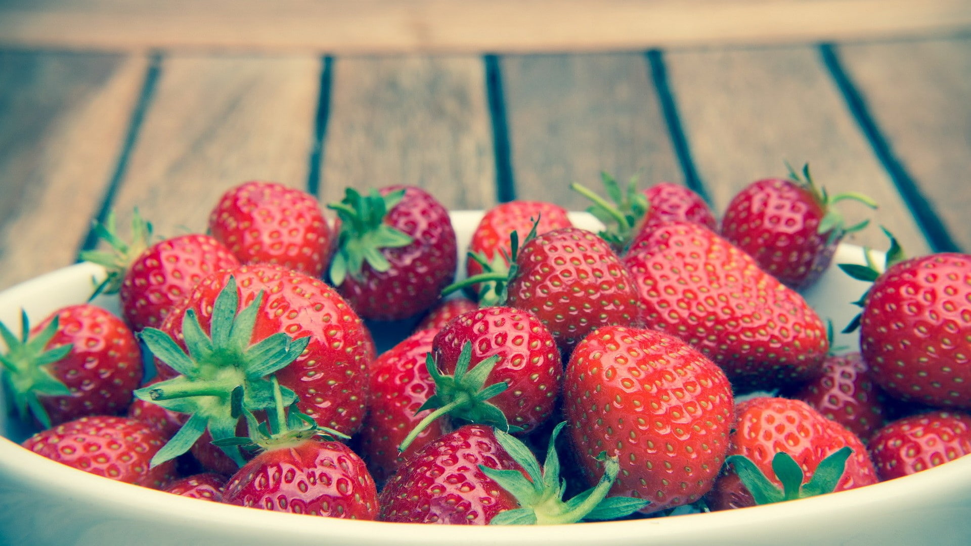 no people, red, juicy, antioxidant, ripe, wellbeing, healthy eating, selective focus, large group of objects, food and drink, strawberry, abundance, focus on foreground, HD Wallpaper
