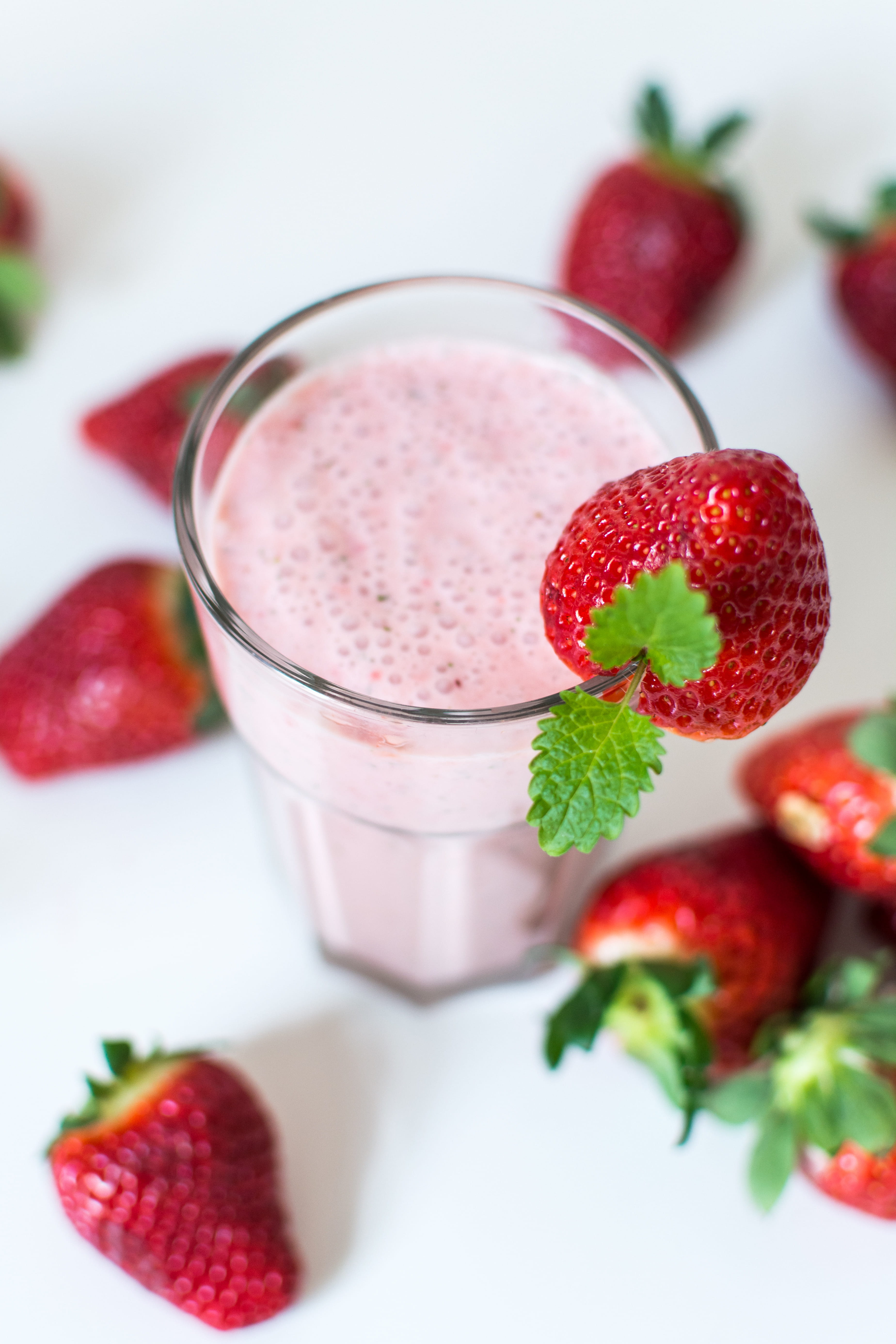 berry Fruit, household equipment, sweet Food, mint, food, colorful, strawberries, healthy Eating, blended drink, wellbeing, dieting, red, gourmet, fruit, Phone HD Wallpaper