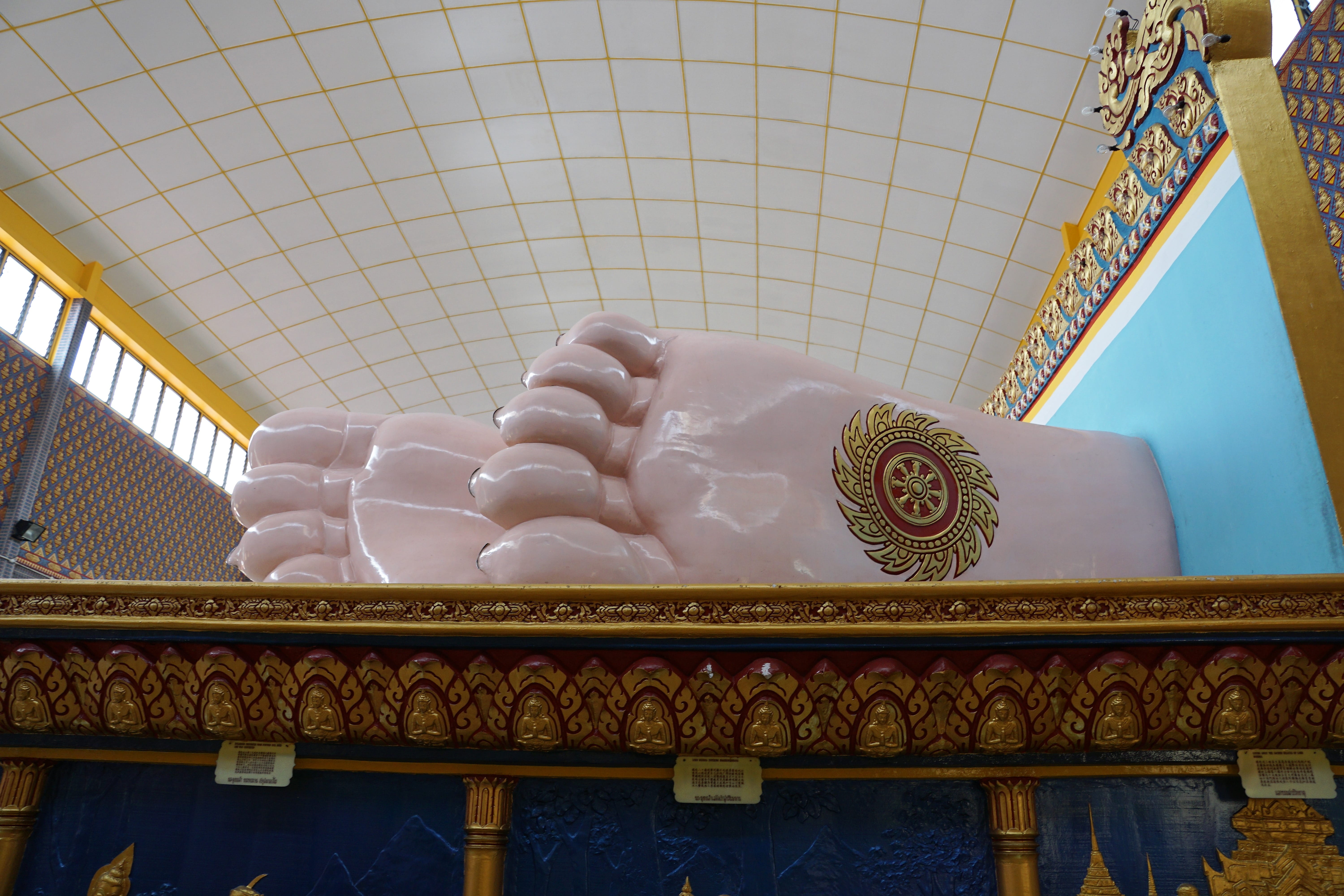day, religious, floral, creativity, vacations, recovery, woman, light, building, architectural column, god, buddha, foot, jewellery, holy, place of worship, HD Wallpaper