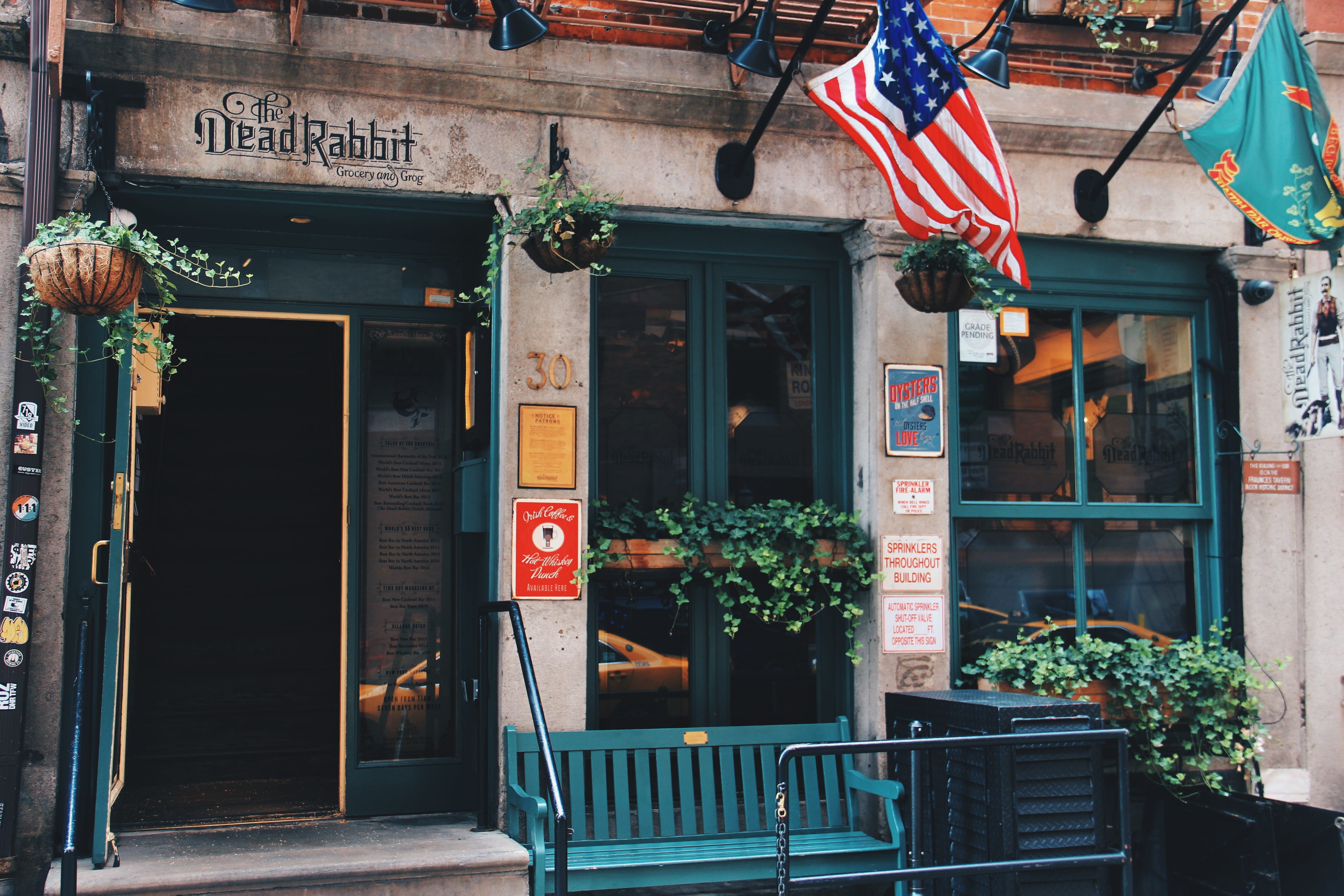4K, national icon, cafe, no people, united states, urban, jar, window, the dead rabbit grocery and grog, communication, building exterior, patriotism, HD Wallpaper