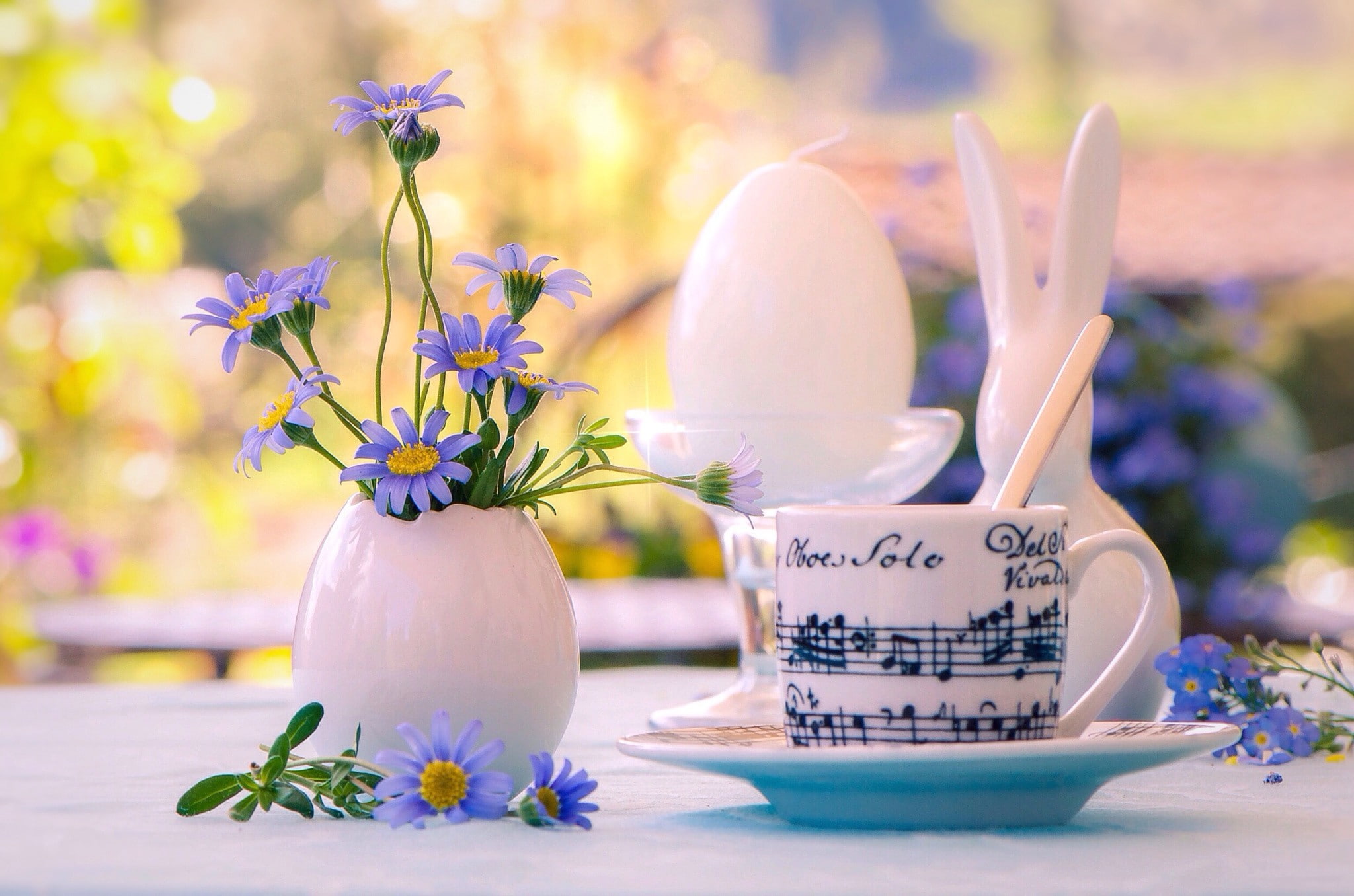 flowers, hd, 1080P, blue, ceramic, petaled, vase, white, easter bunny, mug, HD Wallpaper