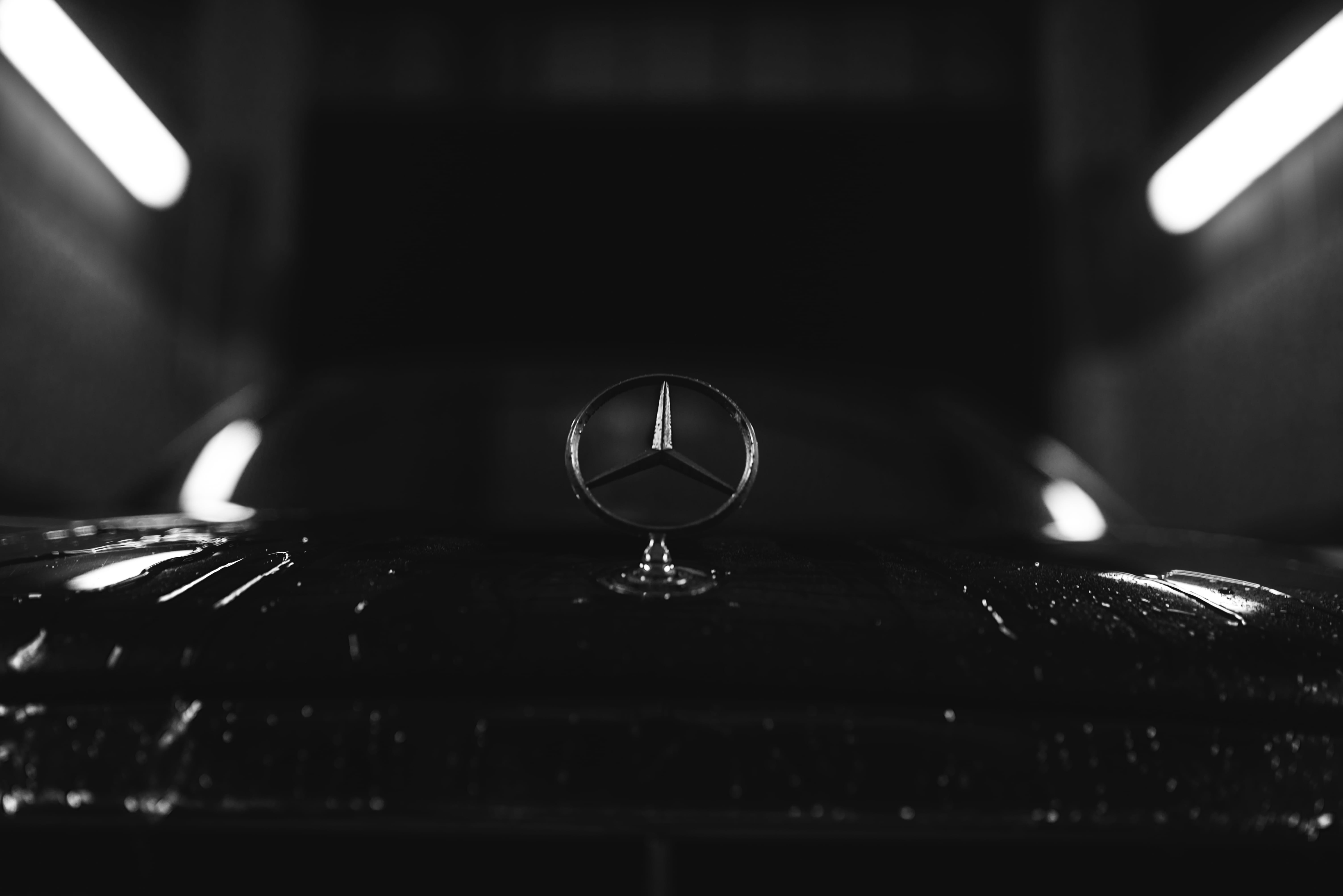 led, shape, negative, selective focus, outer space, table, focus on foreground, trademark, focus, space, benz, outdoors, emblem, icon, urban, logo, car, HD Wallpaper