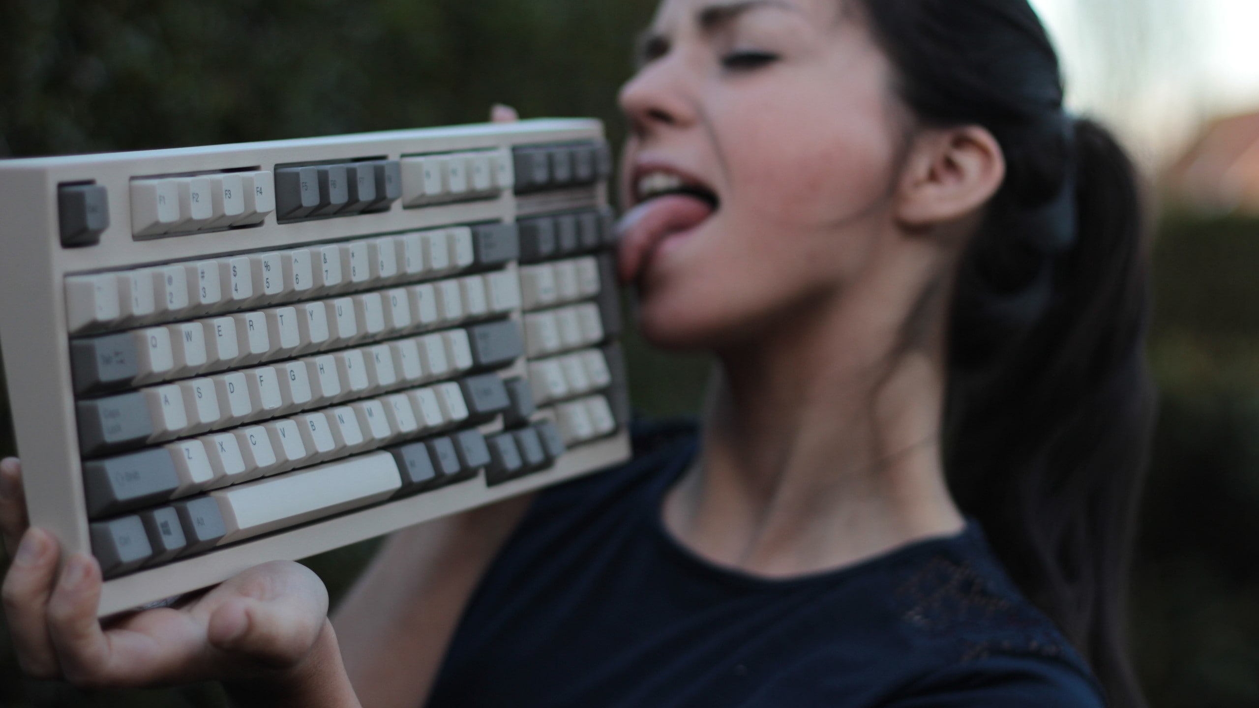lick, licking, 2K, mechanical keyboard, women, tongues, ponytail, keyboards, HD Wallpaper