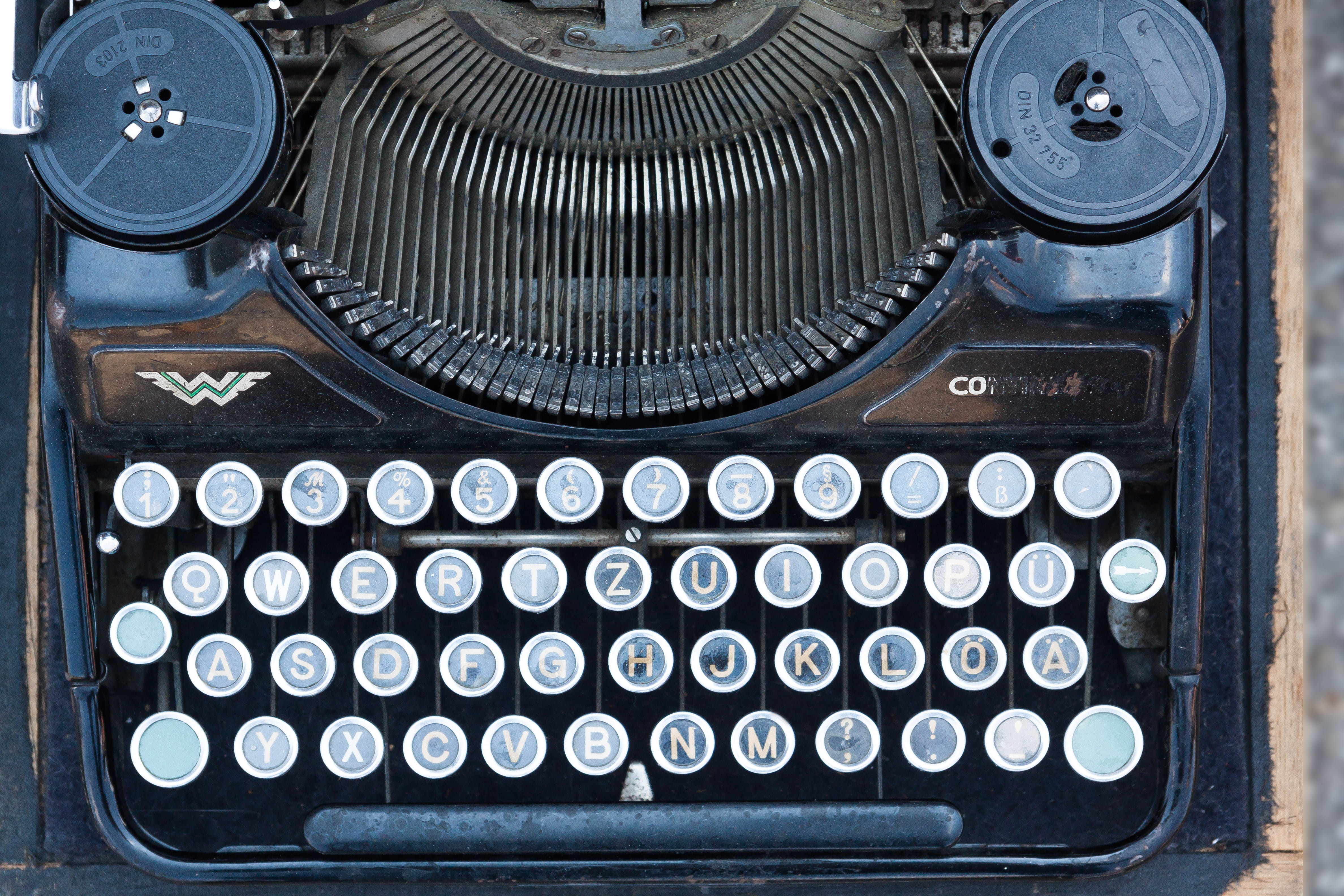 high angle view, number, logo, metal, no people, mechanically, writer, letters, retro styled, antique, equipment, nippes, travel typewriter, word, history, HD Wallpaper