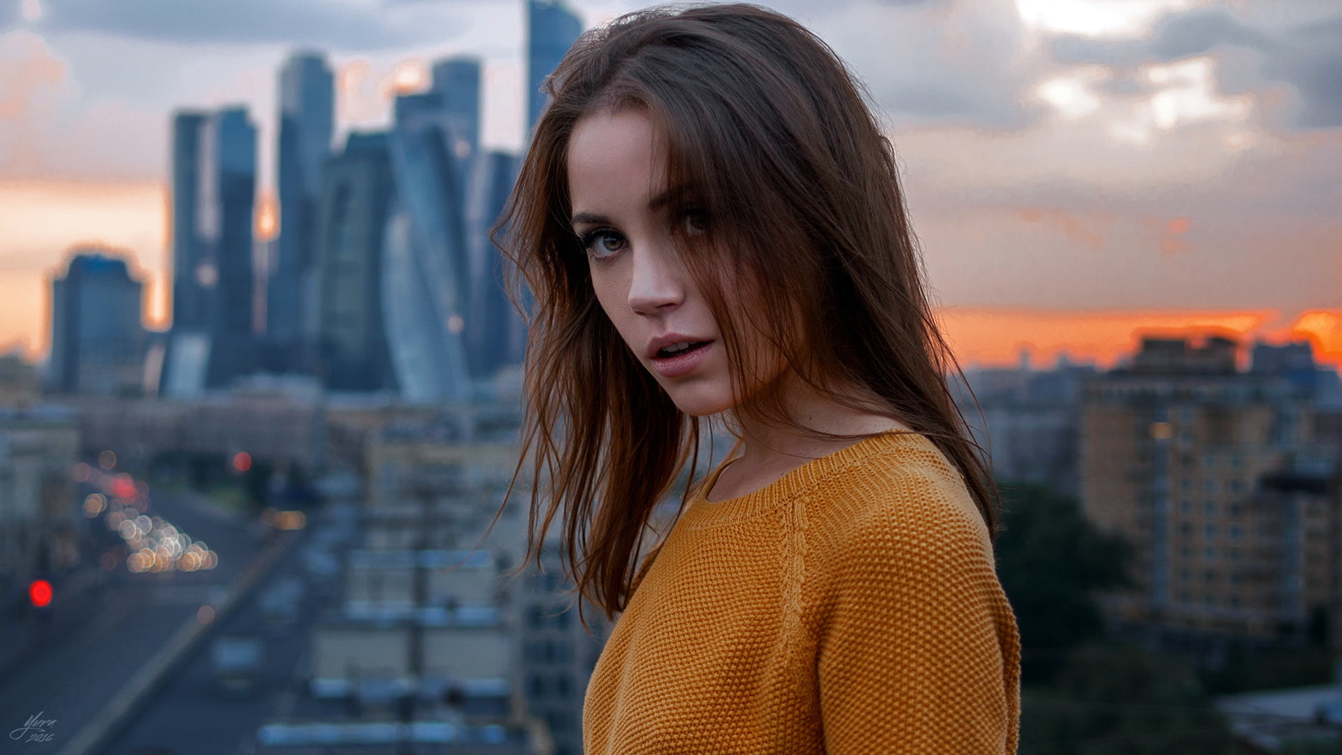 city, adult, mouth, contemplation, Ksenia Kokoreva, office building exterior, lips, beauty, portrait, outdoors, Yuri G See Also:, 1080P, standing, bokeh, HD Wallpaper