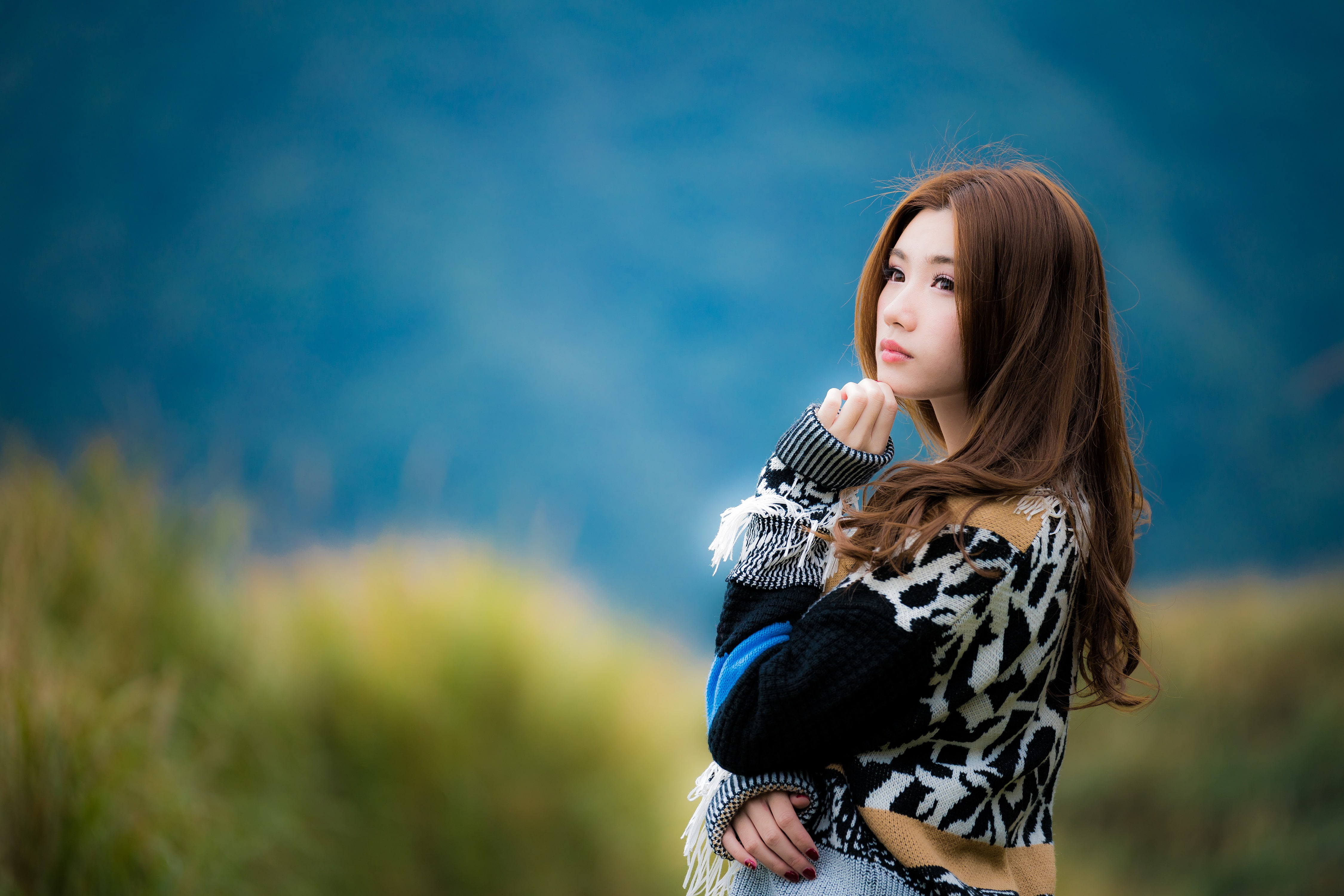 long hair, brunette, warm clothing, Asian, hairstyle, painted nails, depth of field, adult, beauty, outdoors, leisure activity, sweater, focus on foreground, HD Wallpaper