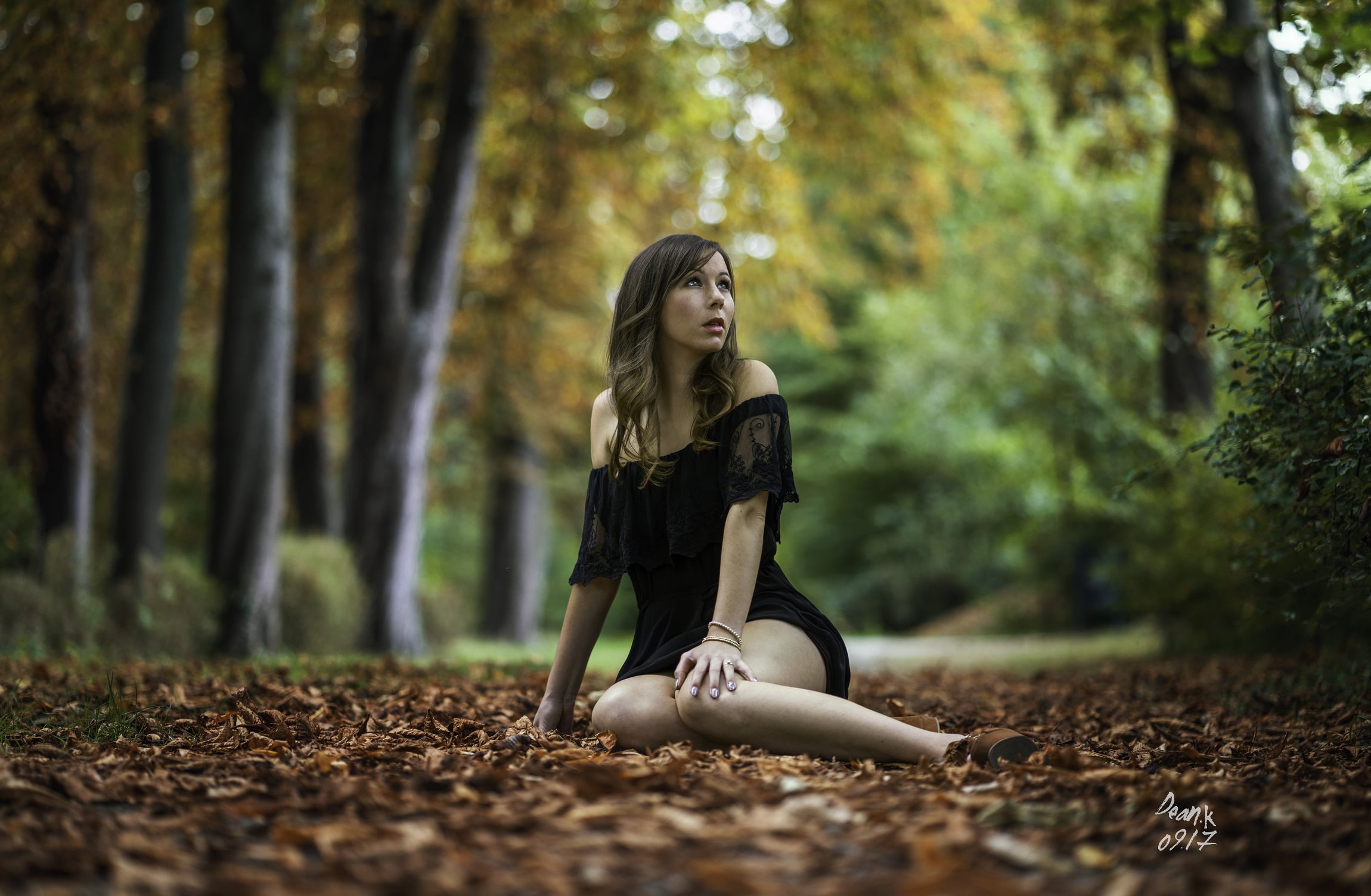 Dean Kaymak, fashion, one person, land, bare shoulders, young adult, leaves, brunette, women, beauty, women outdoors, hair, long hair, woodland, sitting, HD Wallpaper