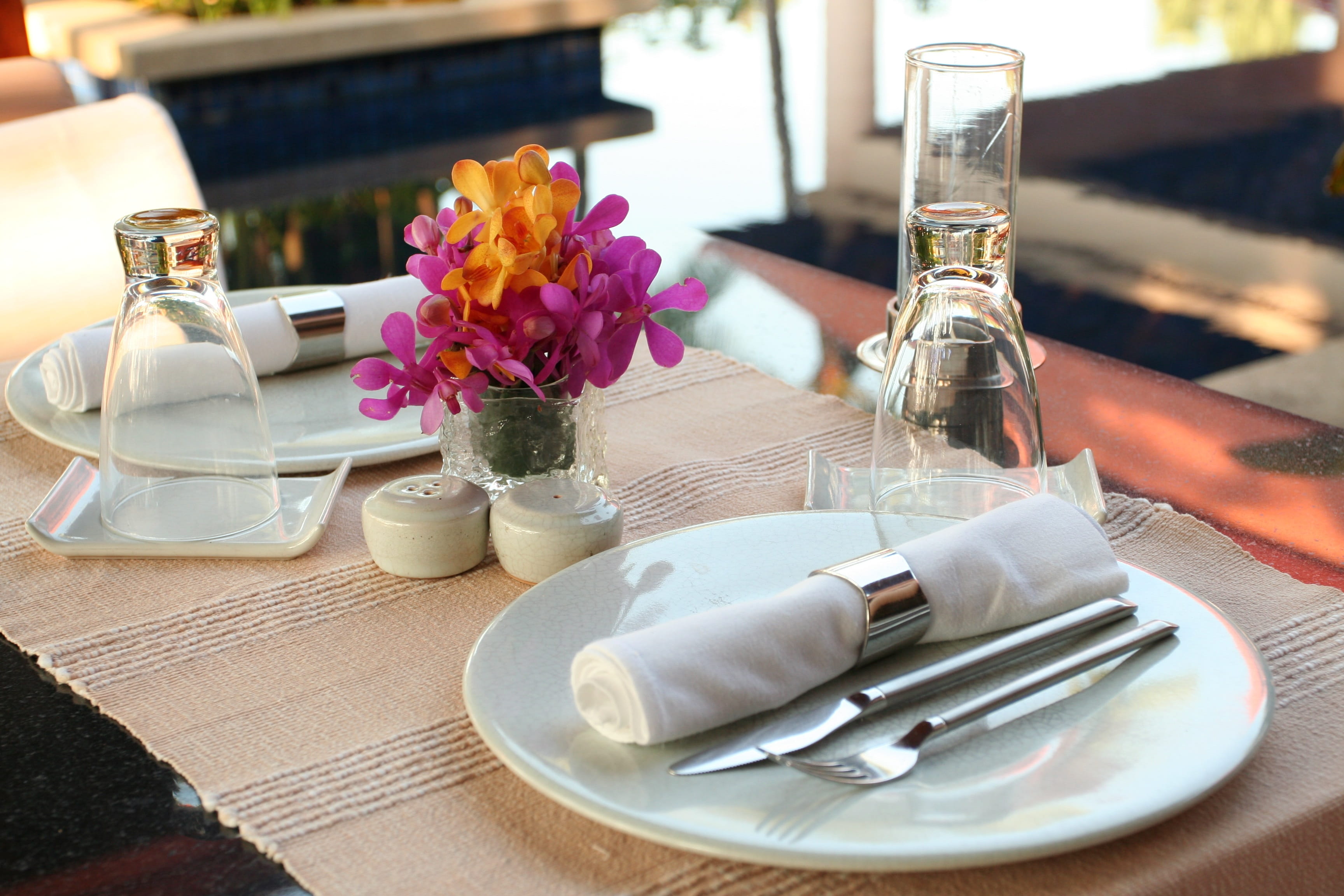 no People, silverware, decoration, setting, event, indoors, kitchen utensil, spoon, Dining, restaurant, steel, table Knife, flower, drinking Glass, freshness, HD Wallpaper