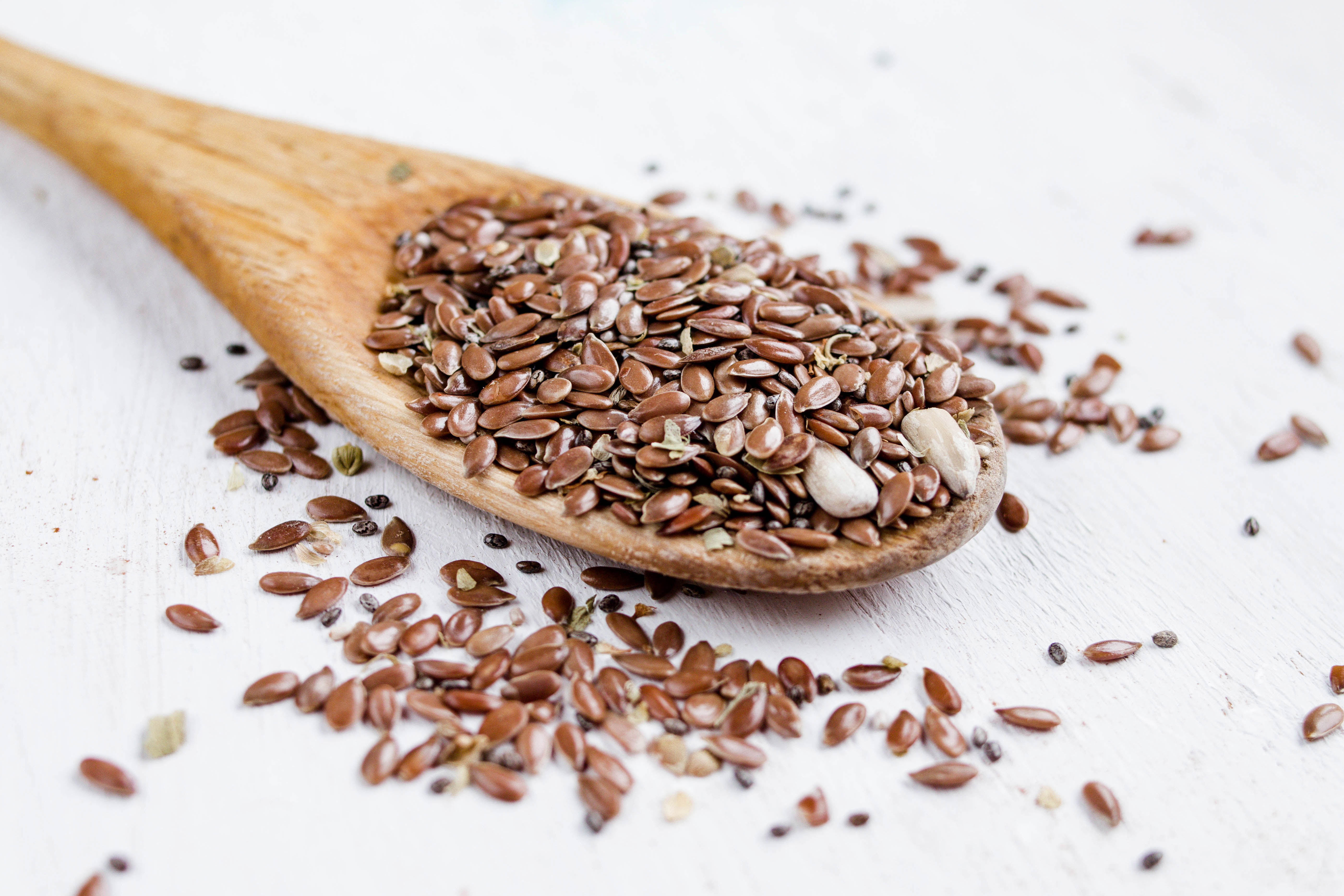 agriculture, trocken, close-up, wooden, spatula, linseed, seeds, wooden spoon, Gesundheit, white, beige, 5K, Cooking, Haufen, spoon, healthy Eating, plant, HD Wallpaper