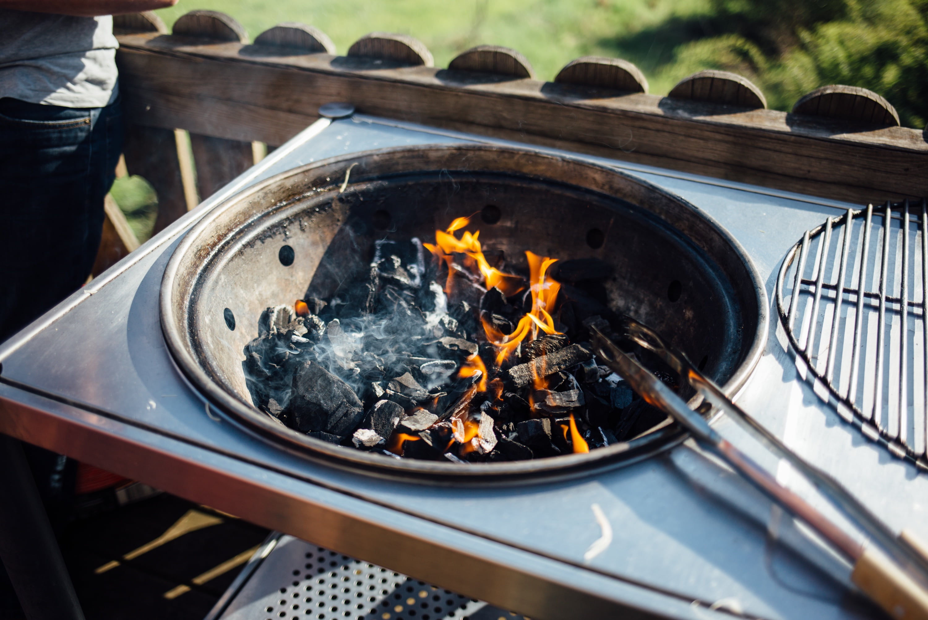 bonfire, metal, barbecue, grill, fireplace, wood - material, barbecue Grill, wood, outdoors, fire - Natural Phenomenon, preparation, heat - Temperature, HD Wallpaper