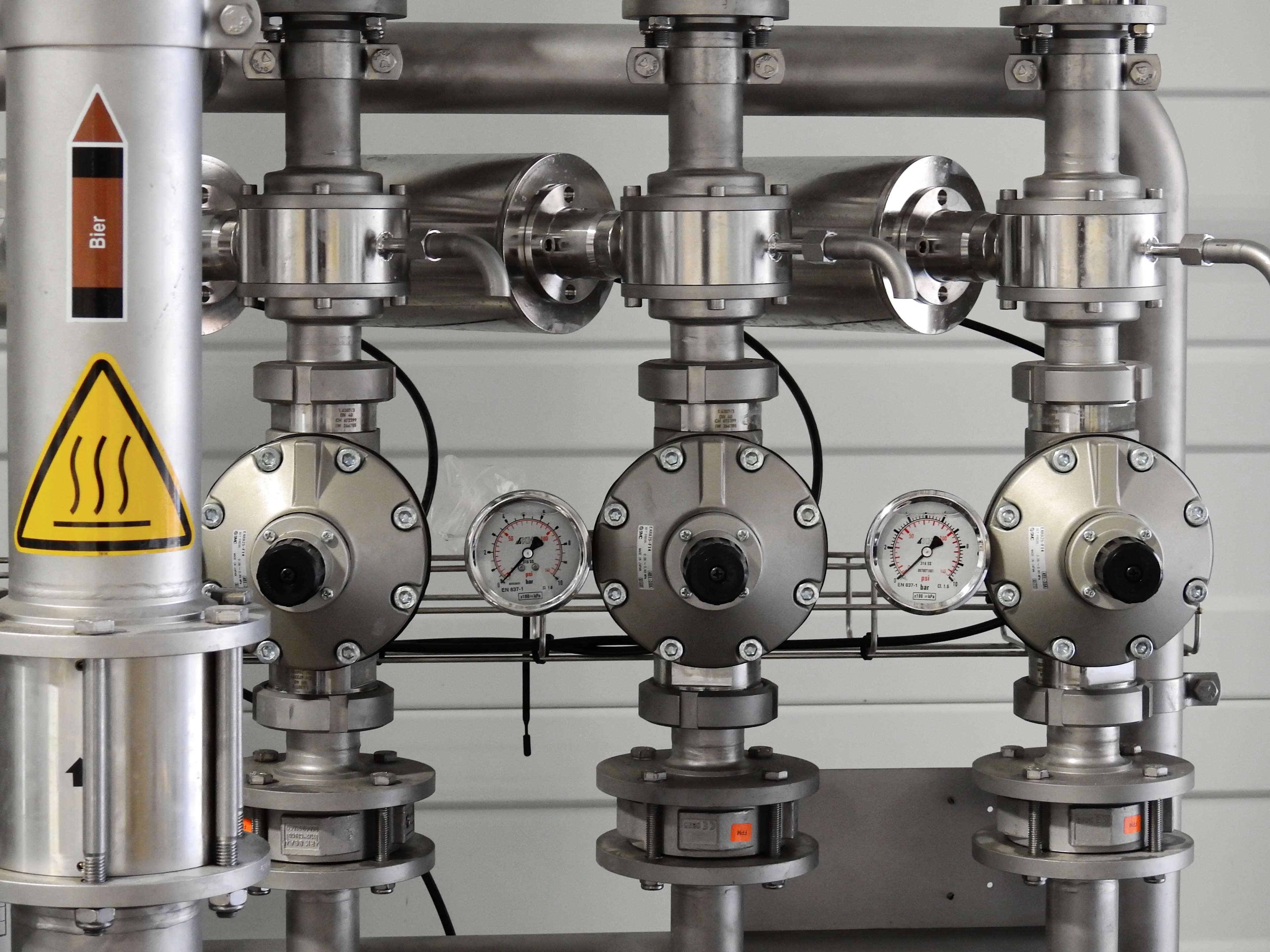 pipes, machine part, 4K, plumbing, no people, indoors, large group of objects, accuracy, equipment, technology, pressure gauge, metal, steel, communication, HD Wallpaper
