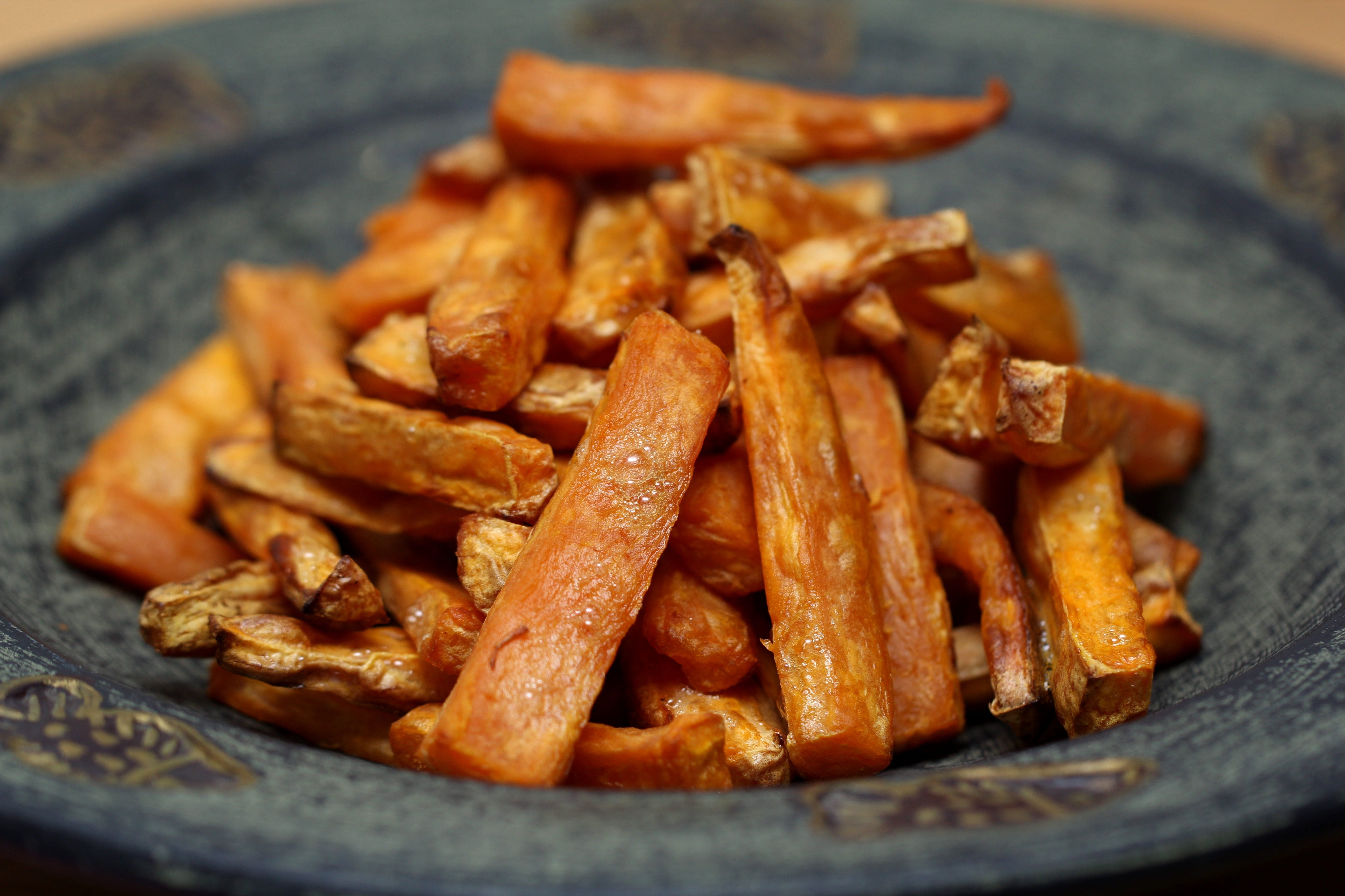chinese food, vegetable, snack, spice, fast food, food, unhealthy eating, homemade, crispy, delicious, herb, vegetarian, chips, ready-to-eat, still life, HD Wallpaper