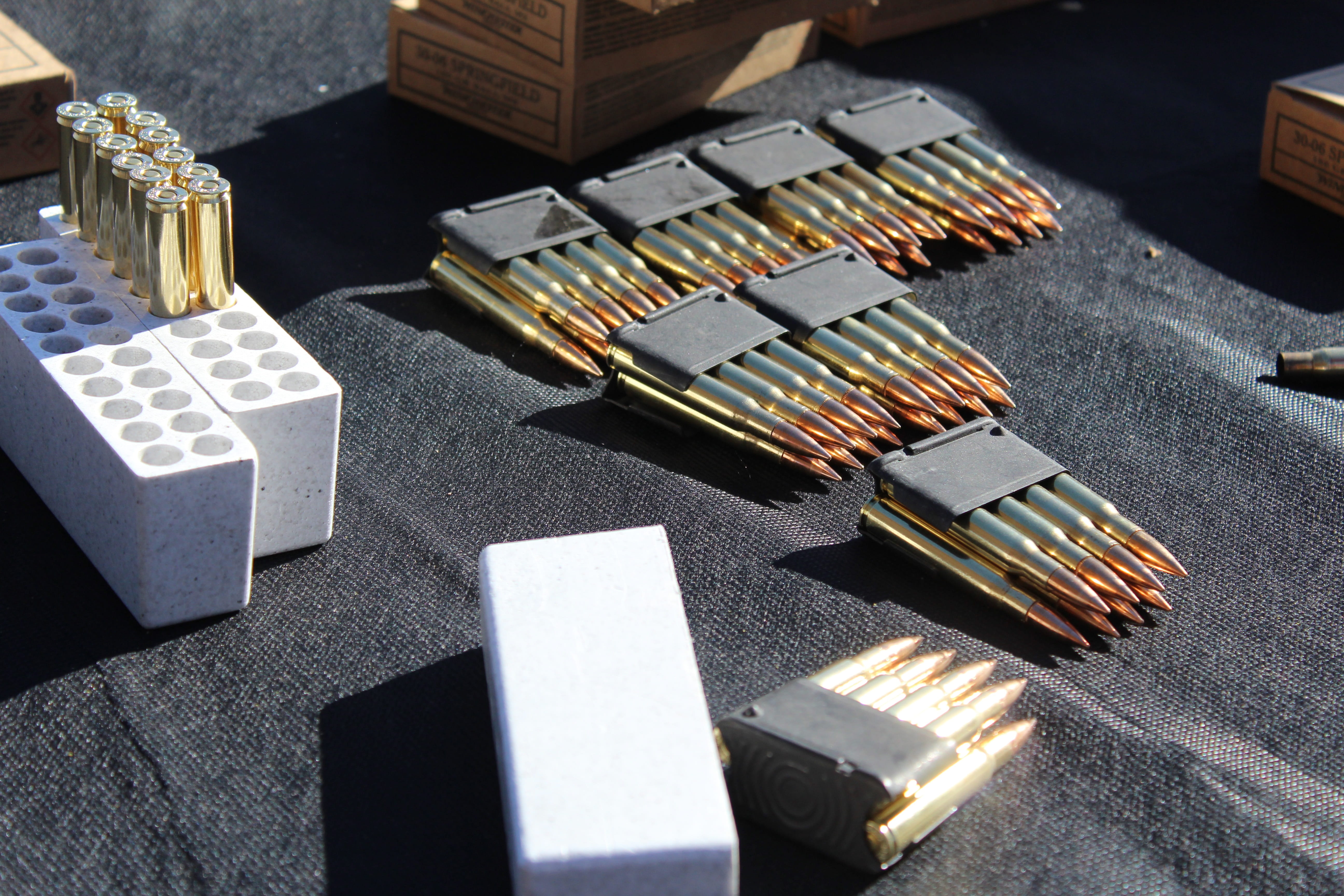 metal, sunlight, protection, table, guns, high angle view, no people, sniper, security, equipment, indoors, music, arts culture and entertainment, sound recording equipment, HD Wallpaper