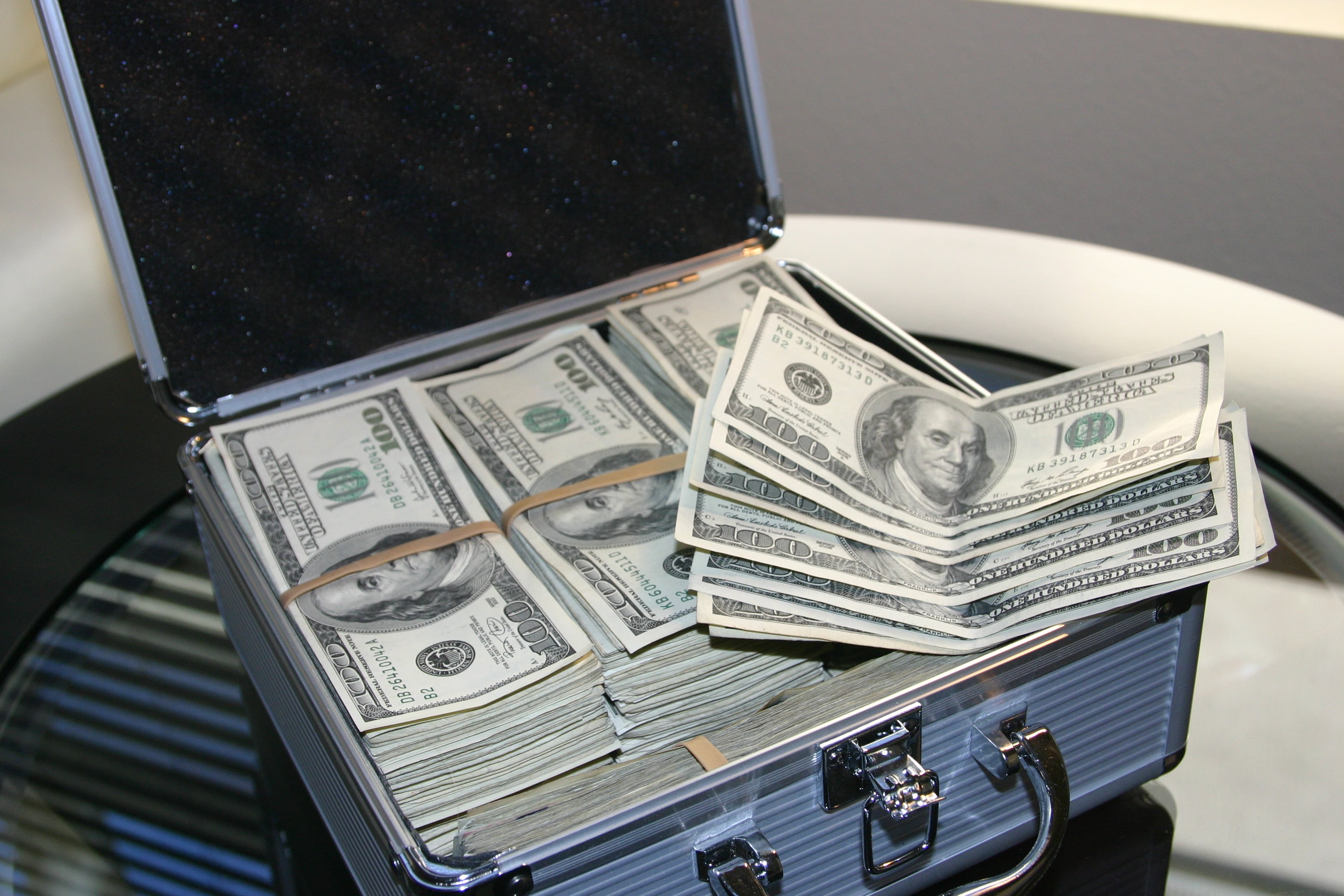 open, abundance, high angle view, money, close-up, still life, finance, cash, investment, 2K, table, bank notes, no people, business, paper Currency, luggage, HD Wallpaper
