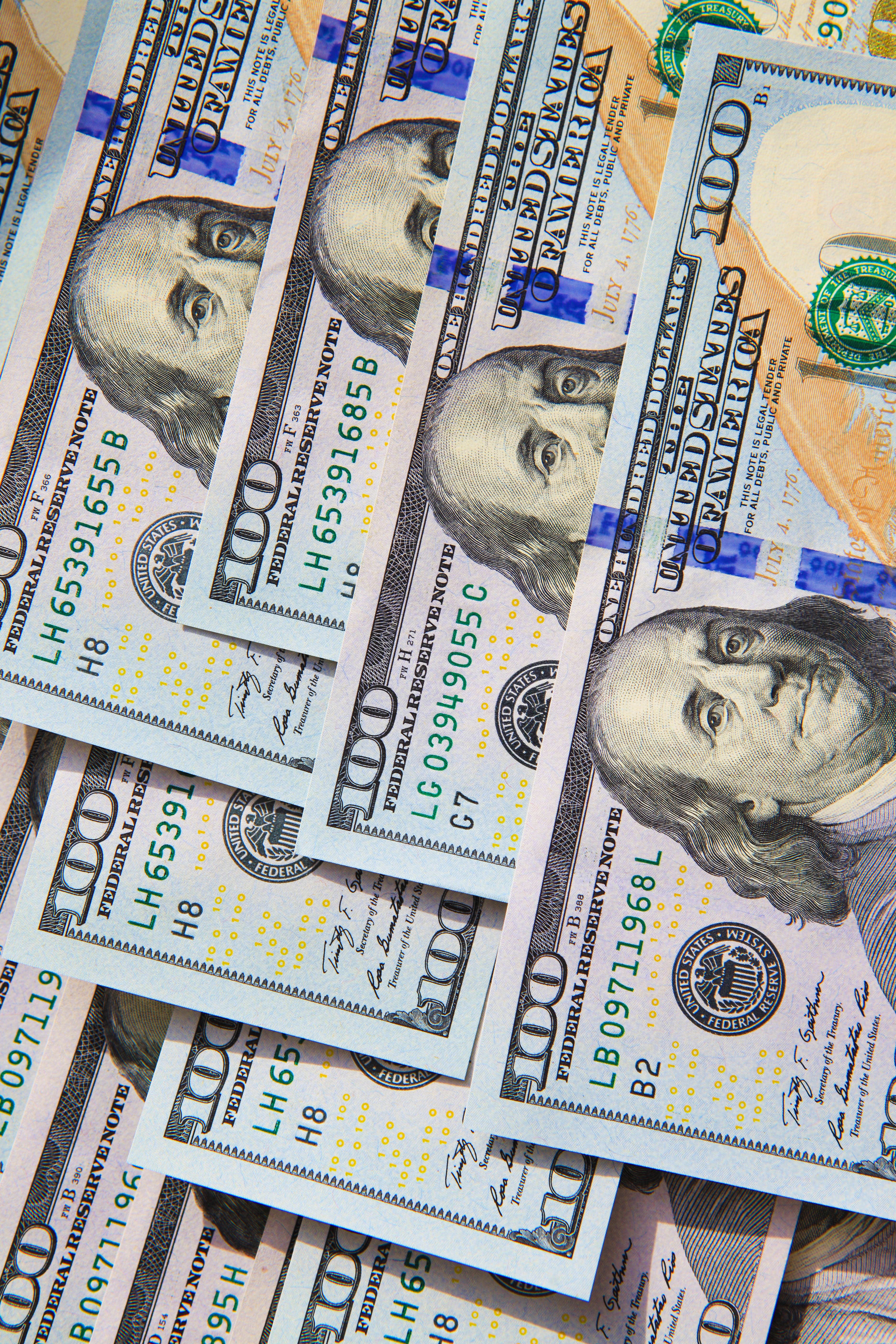 new, one, finance, abundance, rich, pile, success, bills, green, banknote, many, business, butch, indoors, full frame, banking, bank, backgrounds, nobody, Phone HD Wallpaper