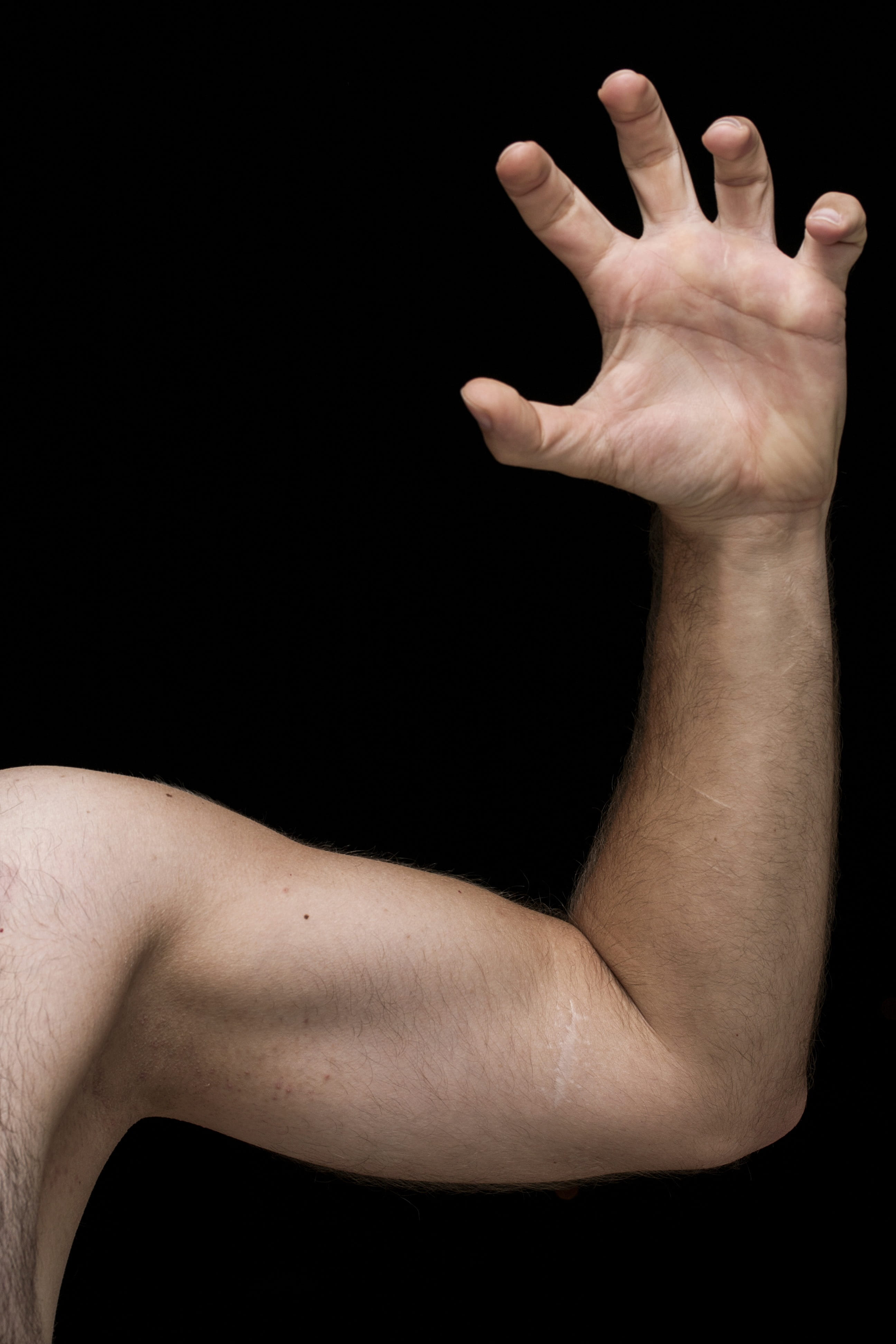 el, indoors, caucasian Ethnicity, human Hand, gesturing, lifestyles, limb, s, body part, the Human Body, left, males, one Person, men, msn letters, young man, Phone HD Wallpaper