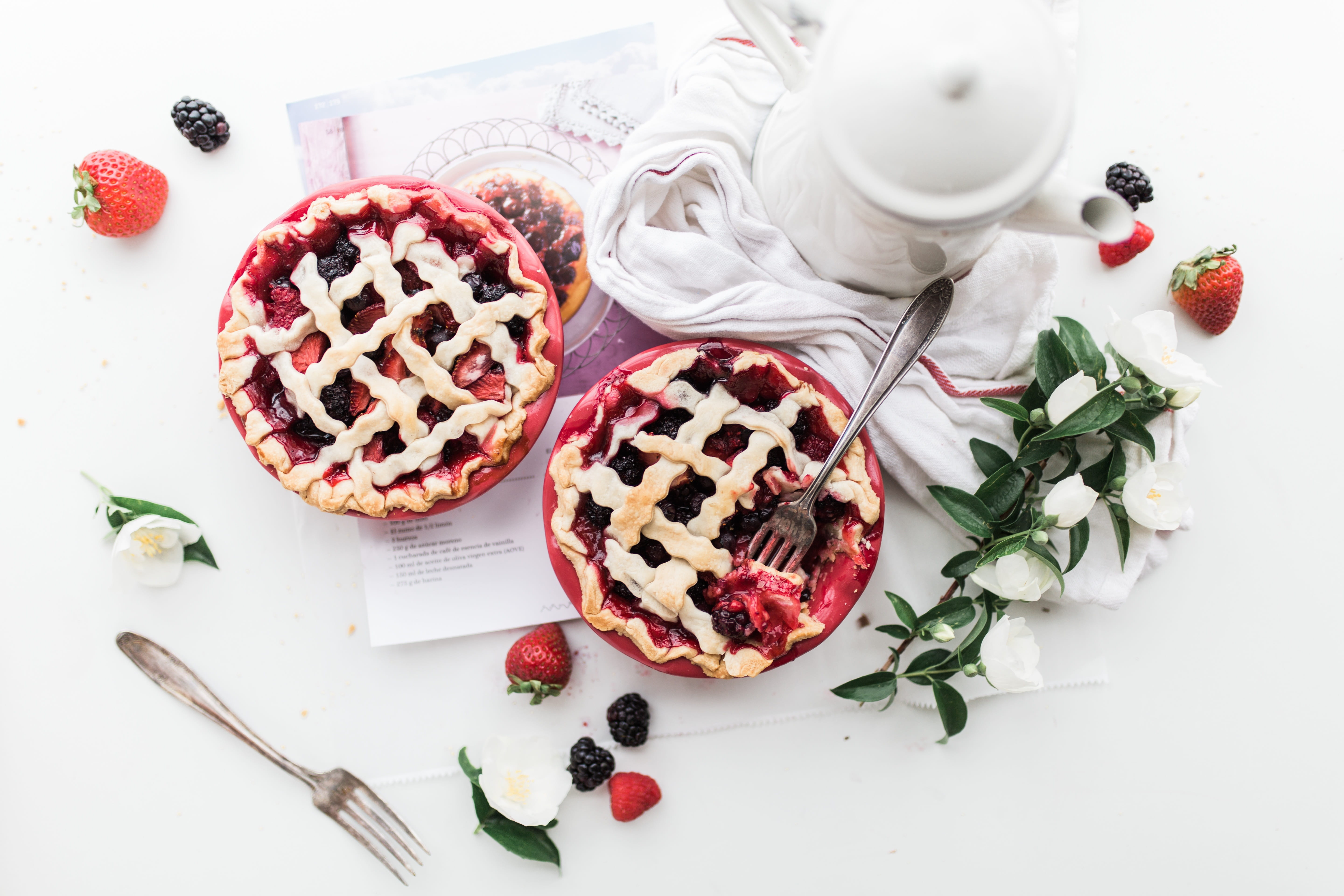 blueberry, food, herb, ready-to-eat, teapot, 5K, forks, pie, eat, indulgence, fruits, two, gourmet, strawberry, sweet, high angle view, breakfast, no people, HD Wallpaper
